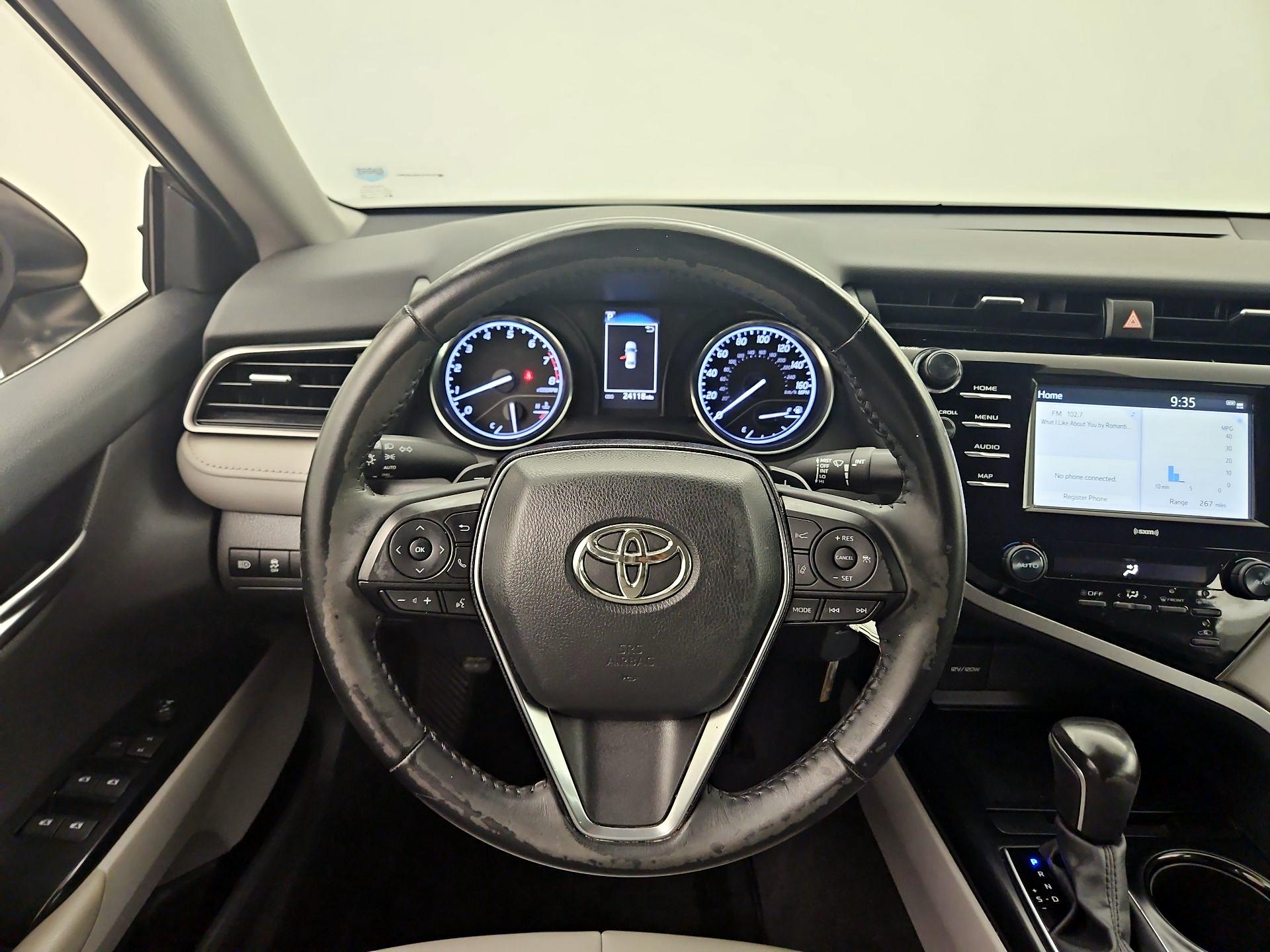 Thumbnail: 2020 Toyota Camry - 10