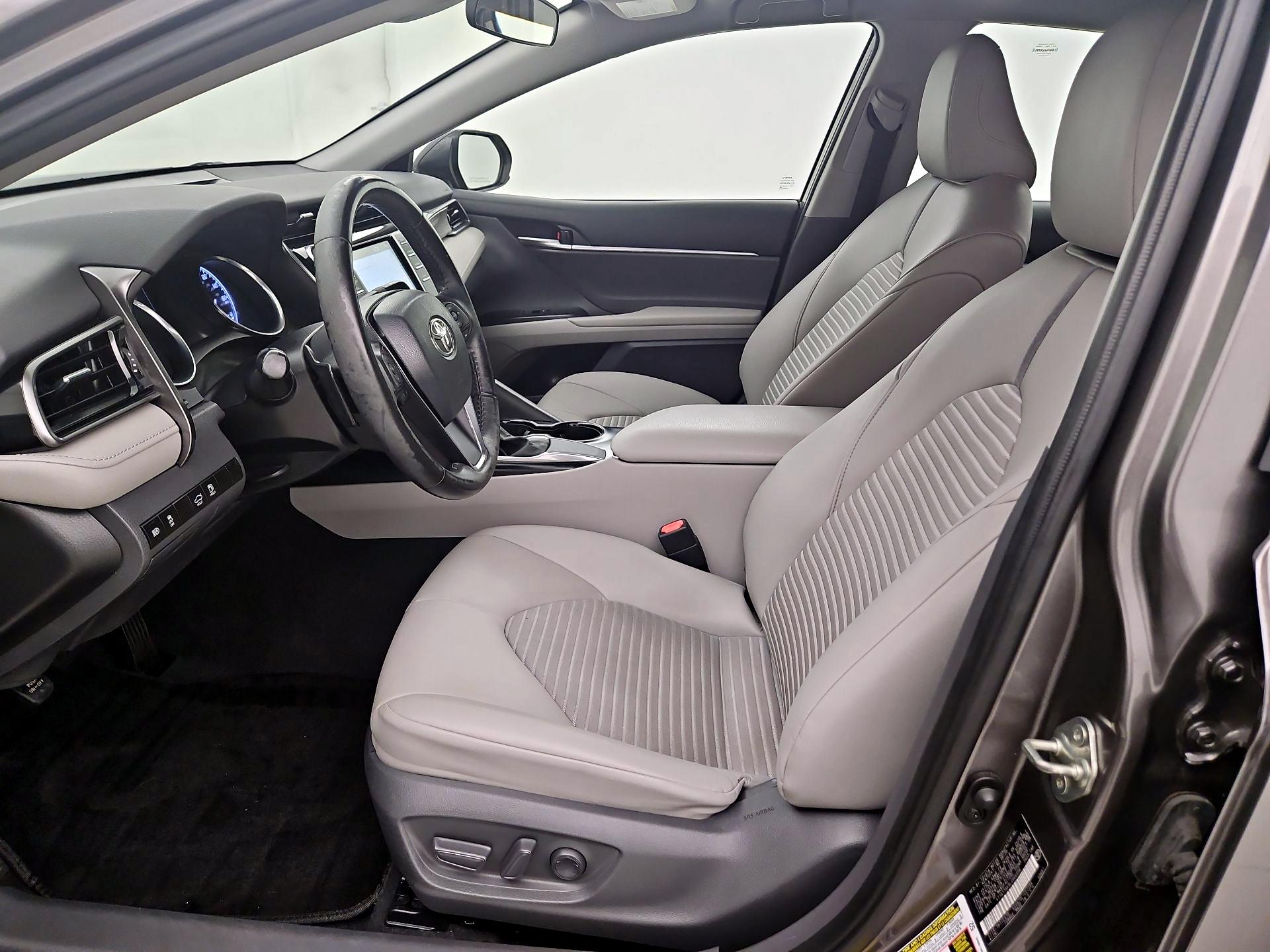 Thumbnail: 2020 Toyota Camry - 11