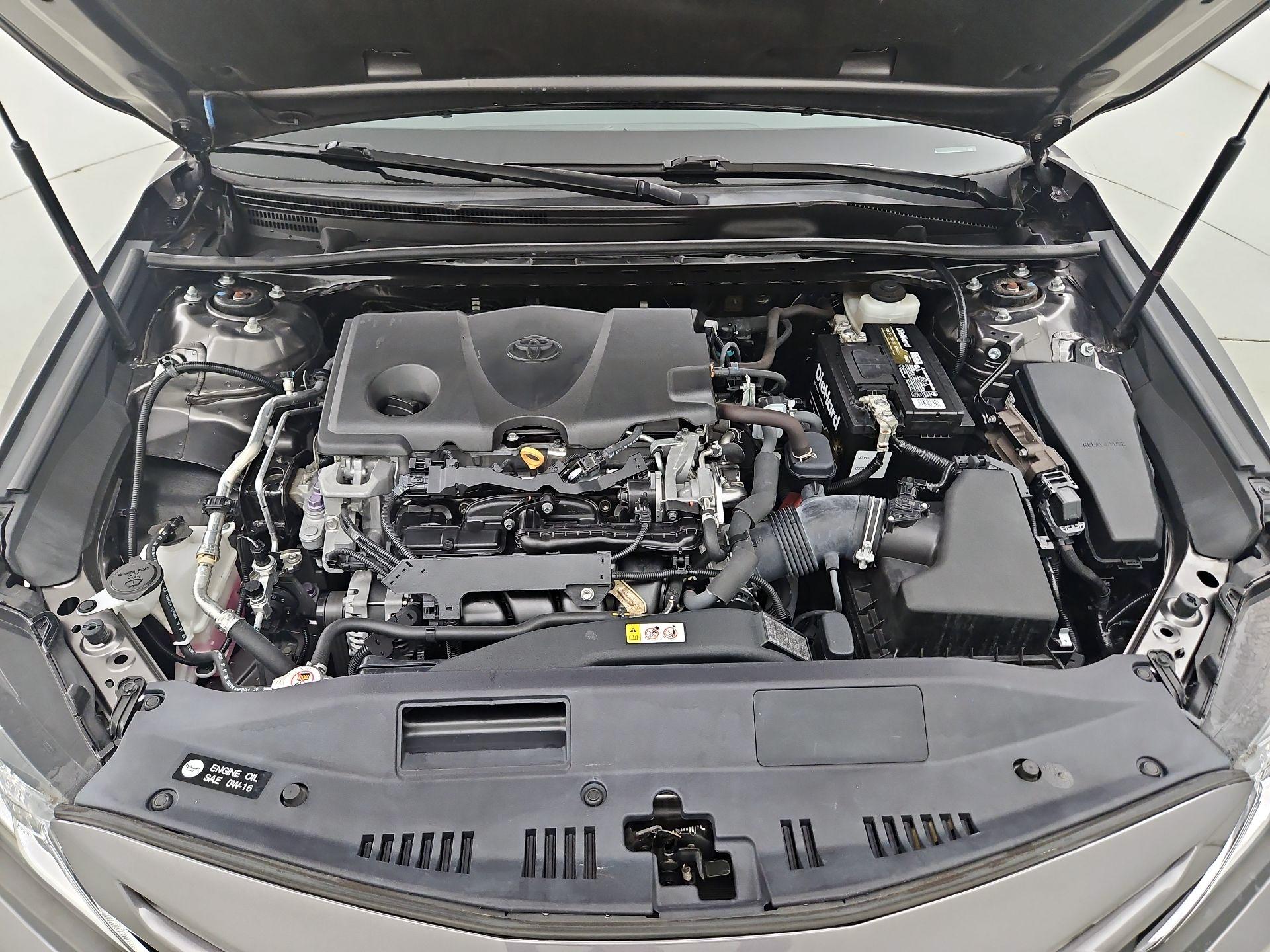 Thumbnail: 2020 Toyota Camry - 20