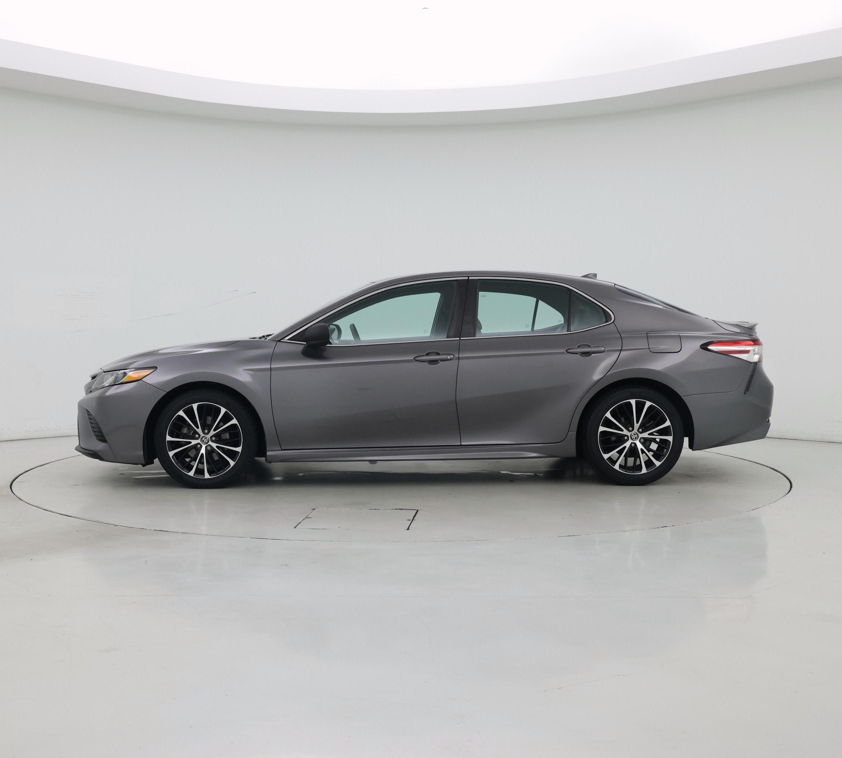 Thumbnail: 2020 Toyota Camry - 3