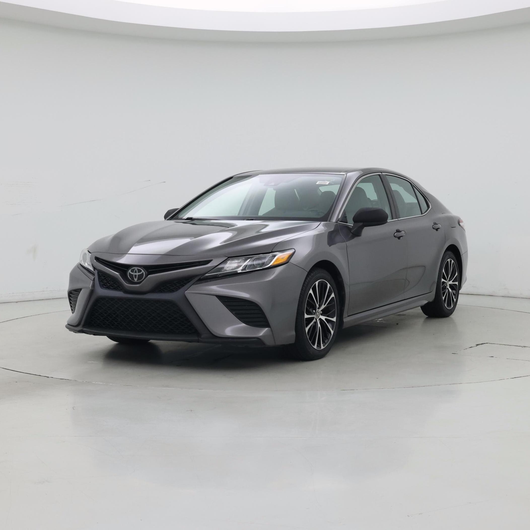 Thumbnail: 2020 Toyota Camry - 4