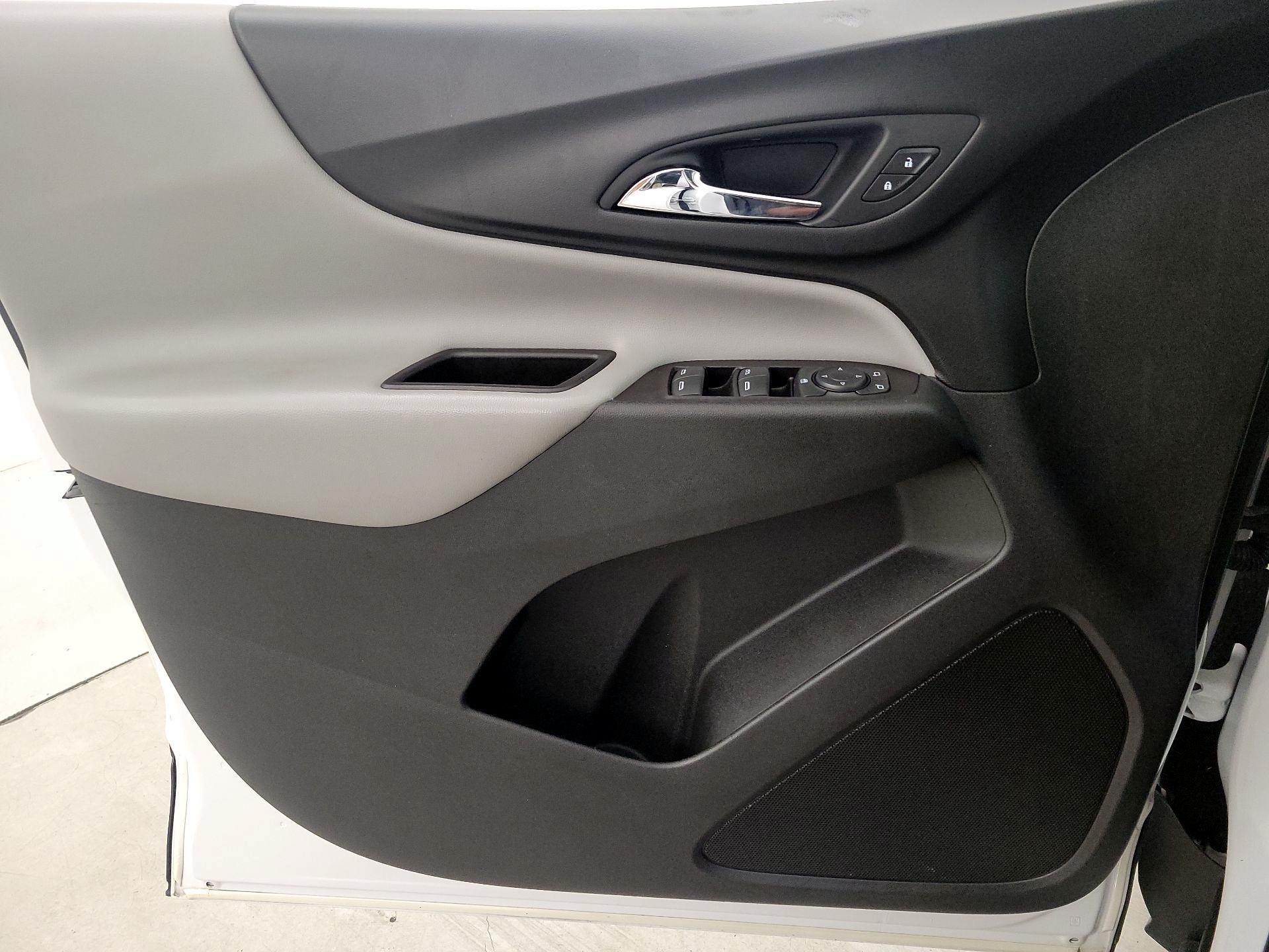 Thumbnail: 2022 Chevrolet Equinox - 12