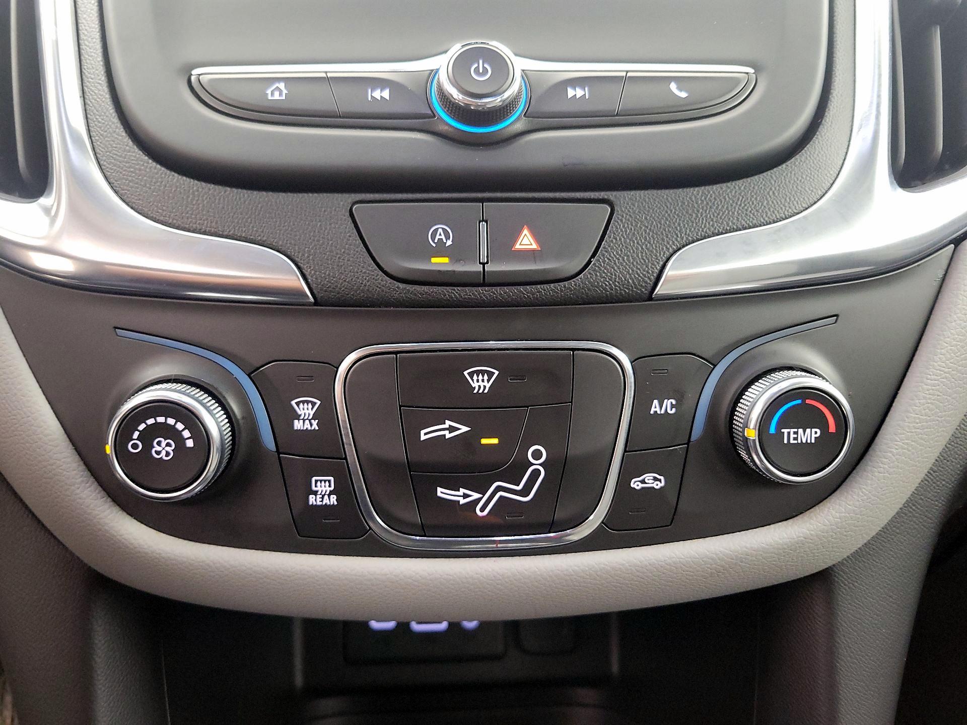 Thumbnail: 2022 Chevrolet Equinox - 16