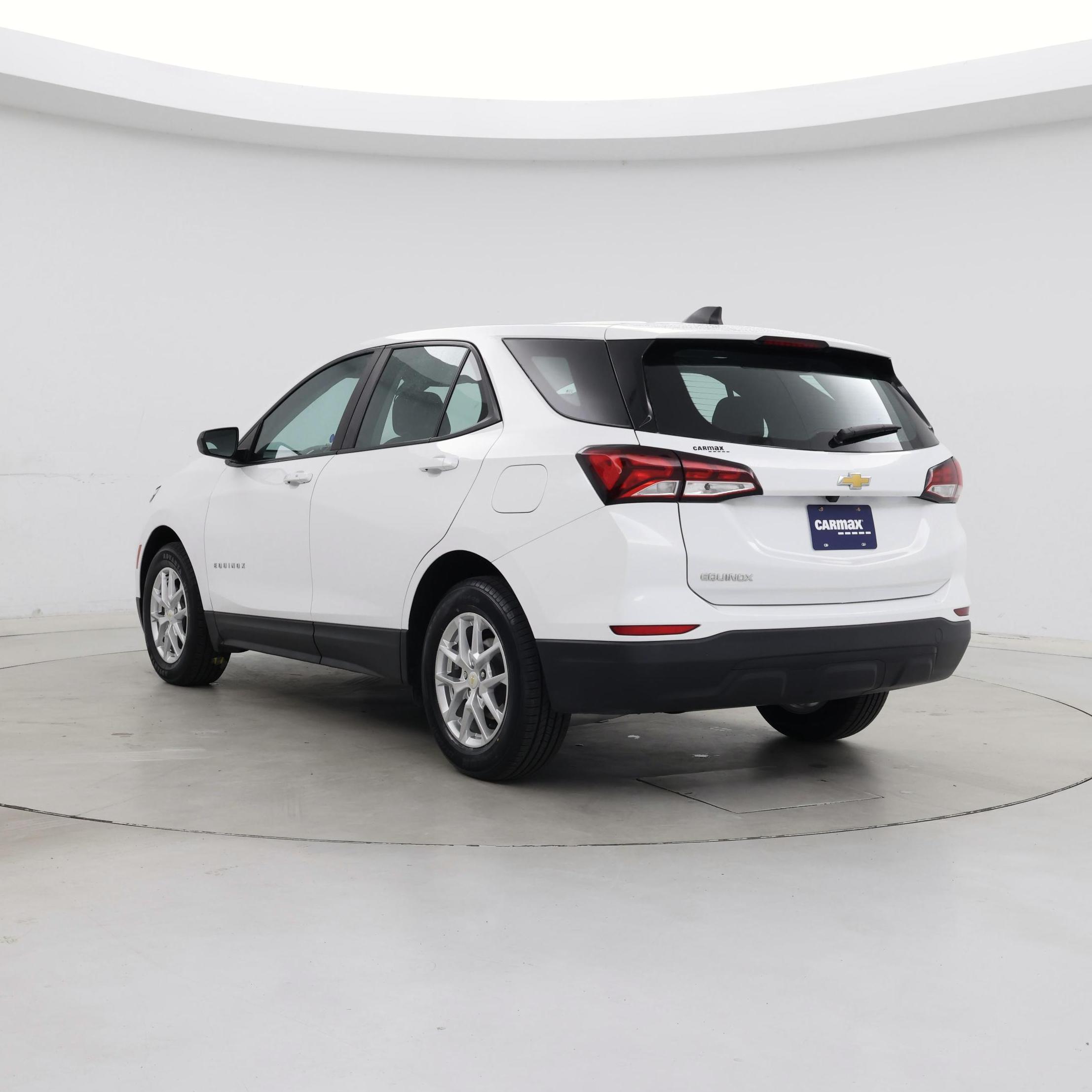 Thumbnail: 2022 Chevrolet Equinox - 2