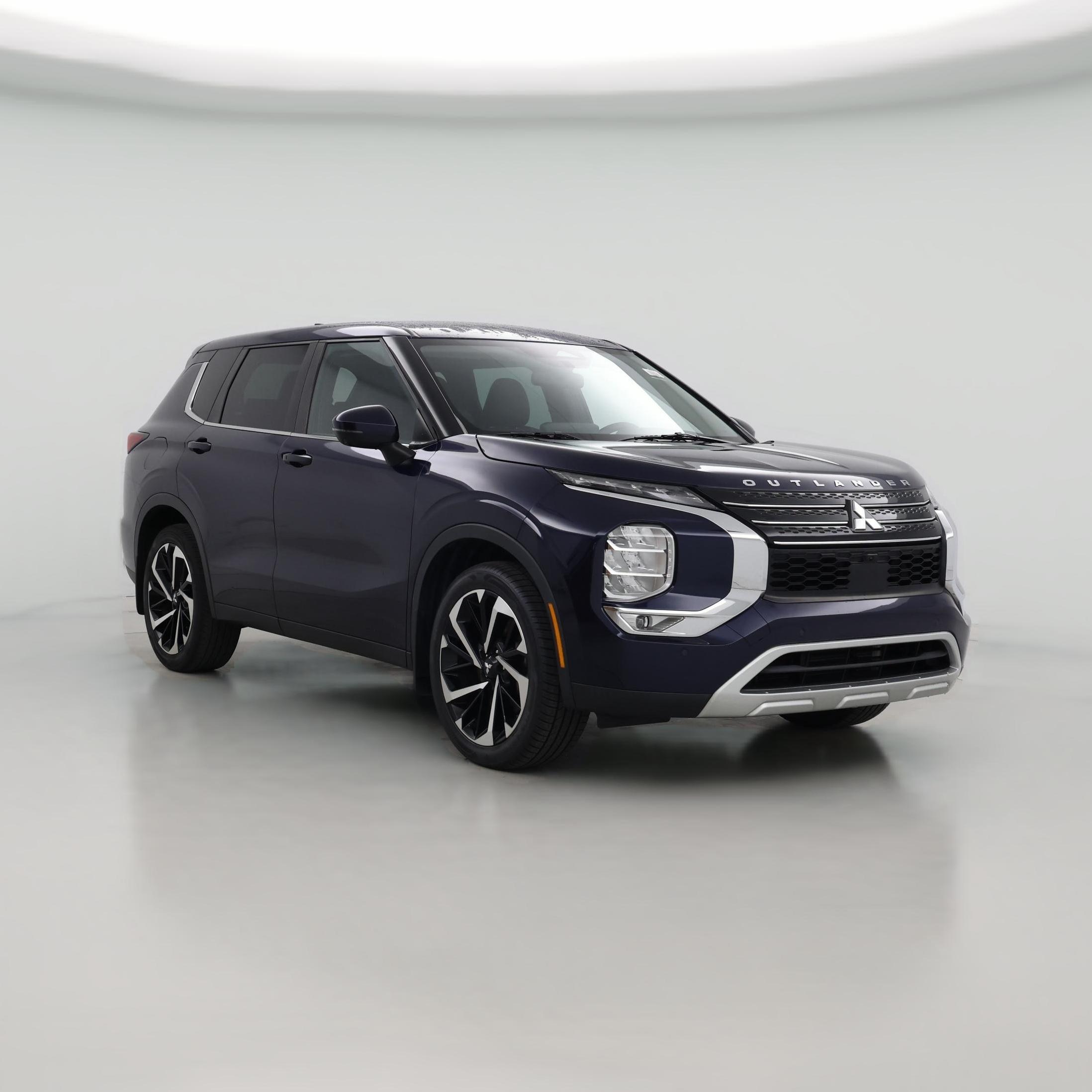 Thumbnail: 2023 Mitsubishi Outlander - 1