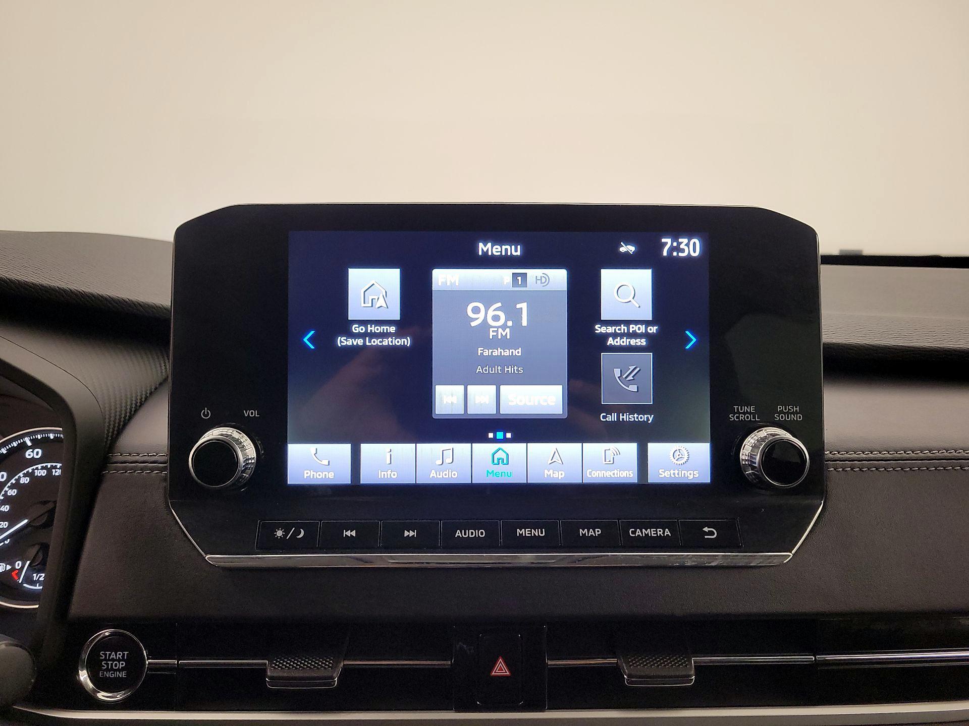 Thumbnail: 2023 Mitsubishi Outlander - 16