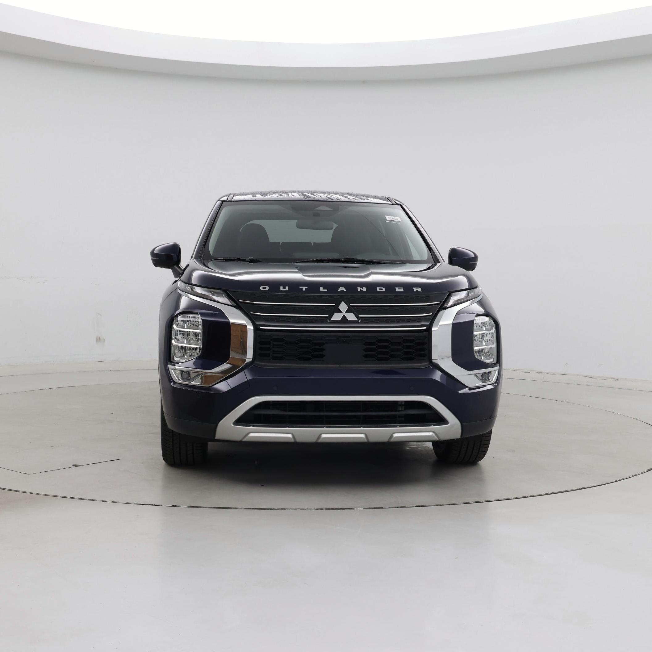 Thumbnail: 2023 Mitsubishi Outlander - 5