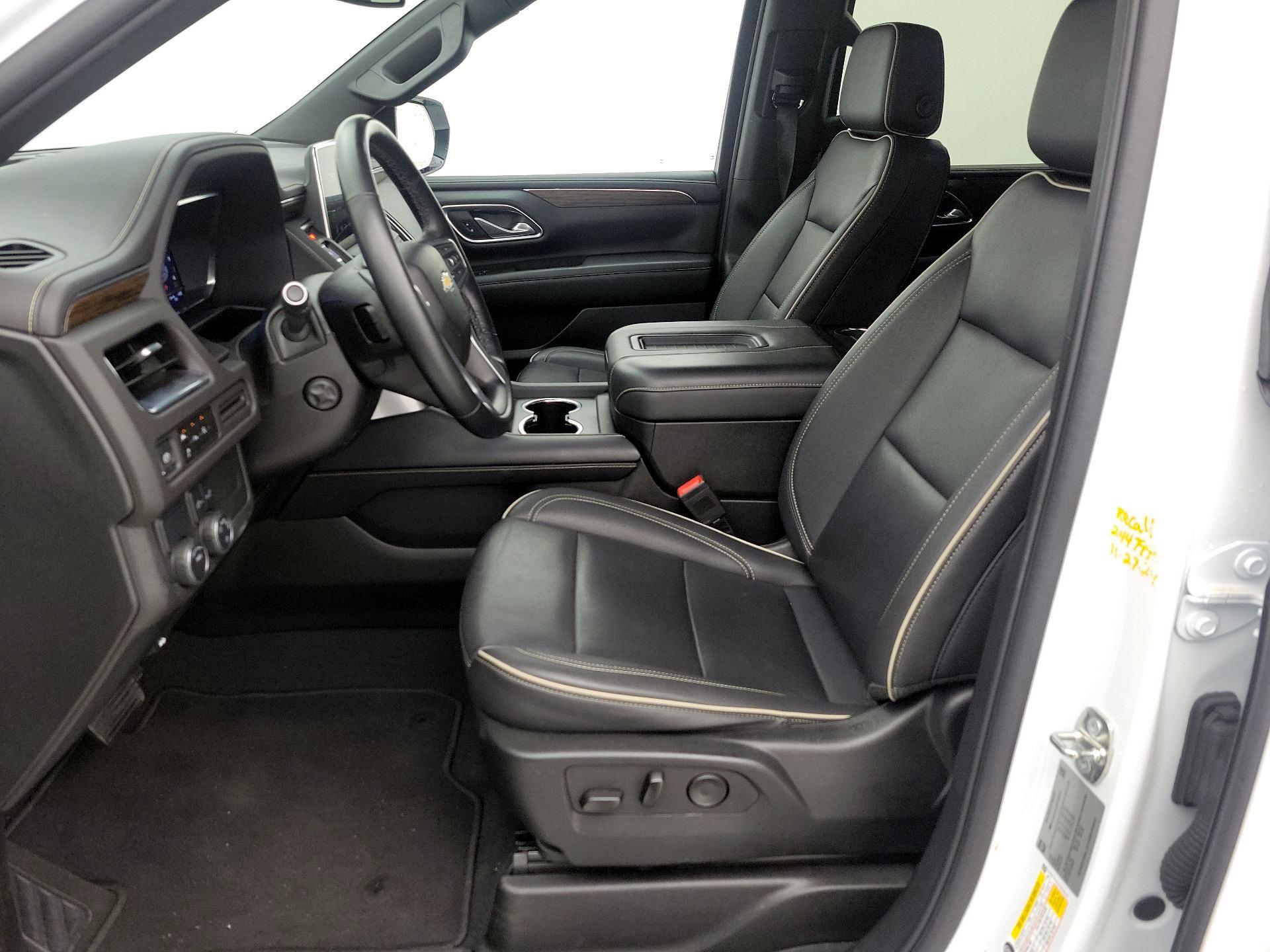 Thumbnail: 2023 Chevrolet Suburban - 11