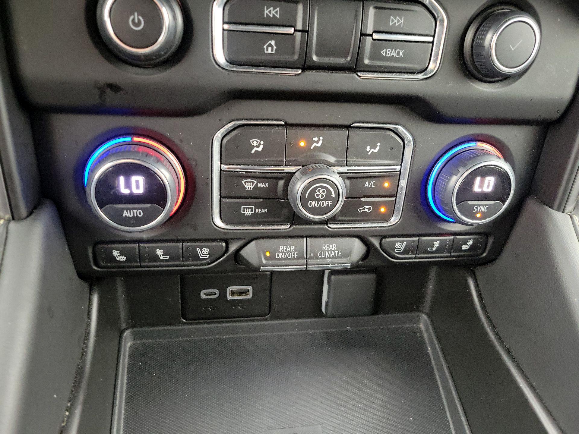 Thumbnail: 2023 Chevrolet Suburban - 16