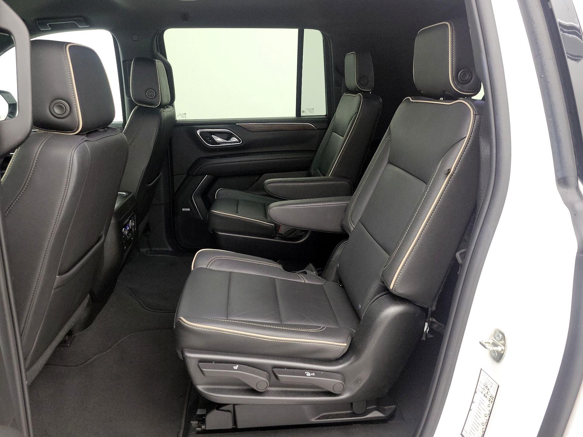 Thumbnail: 2023 Chevrolet Suburban - 19