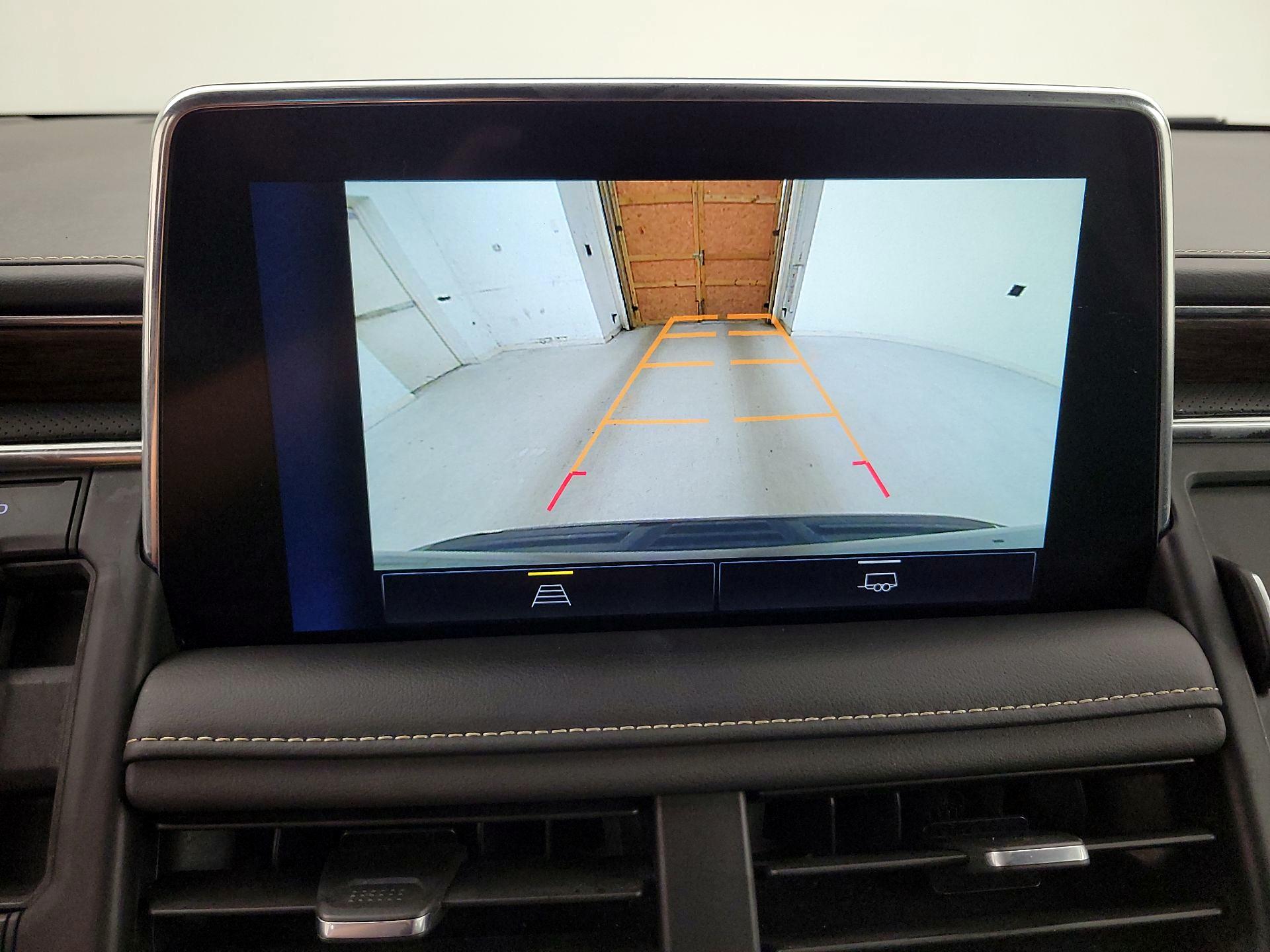 Thumbnail: 2023 Chevrolet Suburban - 14