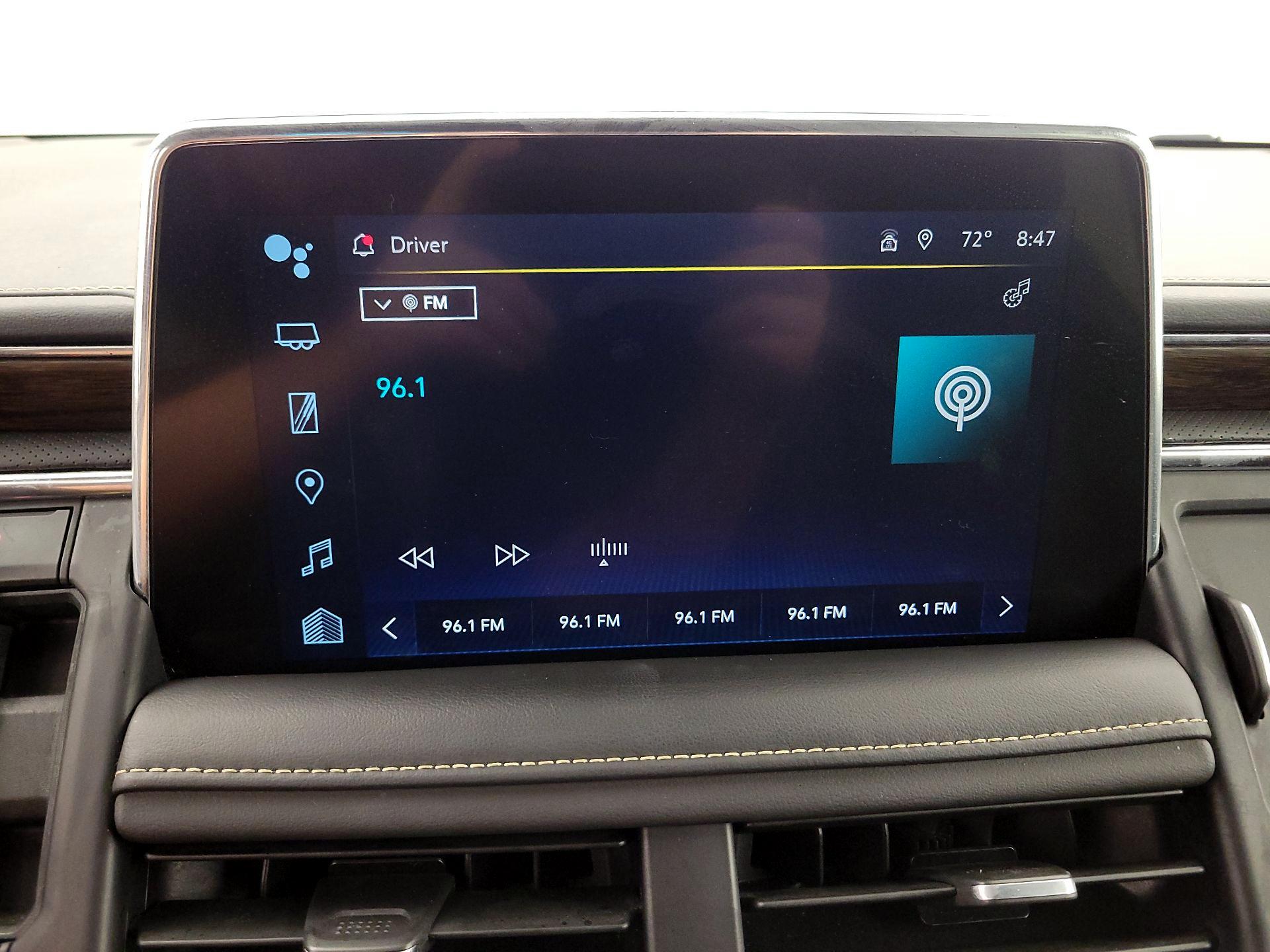 Thumbnail: 2023 Chevrolet Suburban - 15