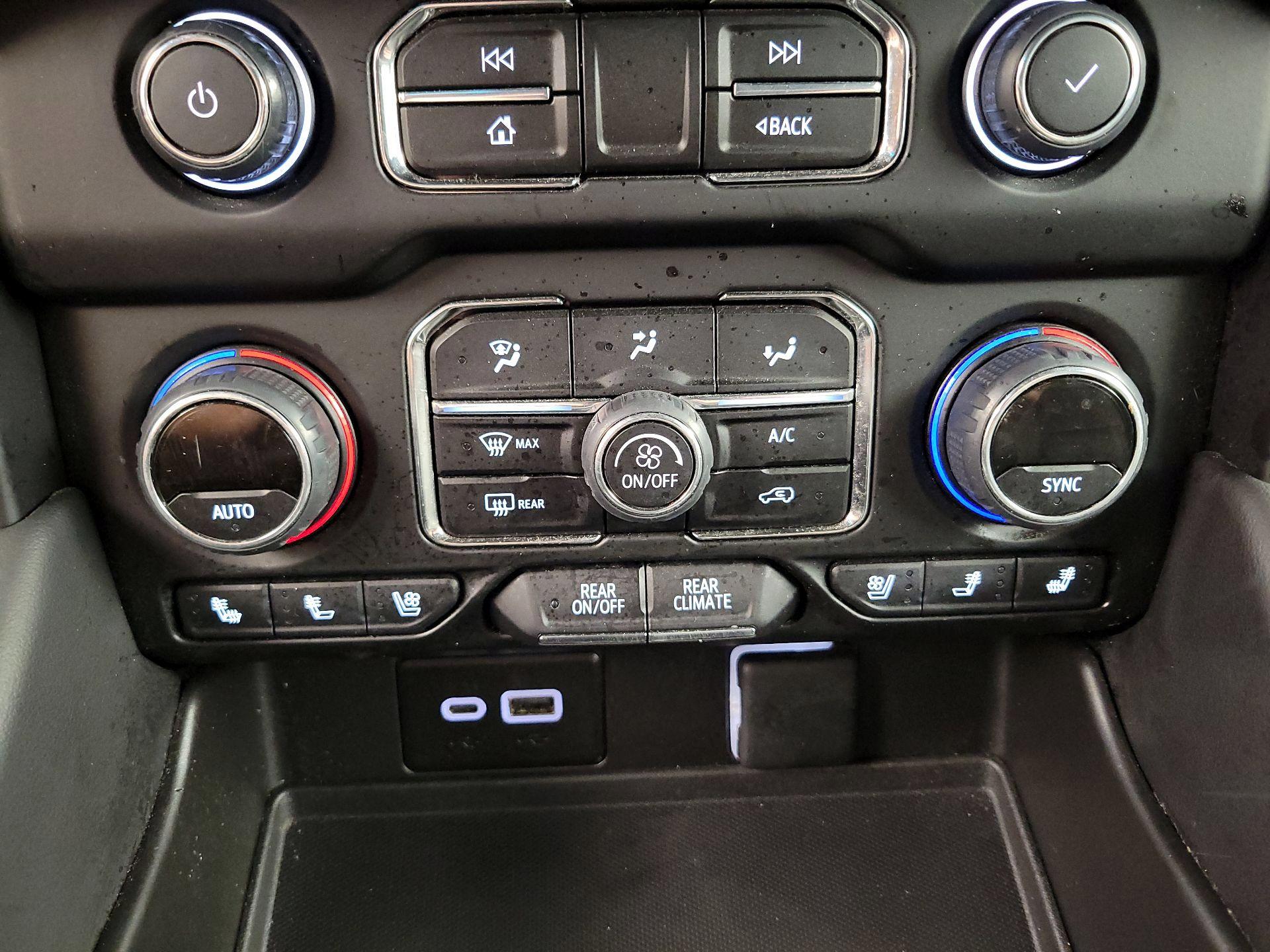 Thumbnail: 2023 Chevrolet Suburban - 16