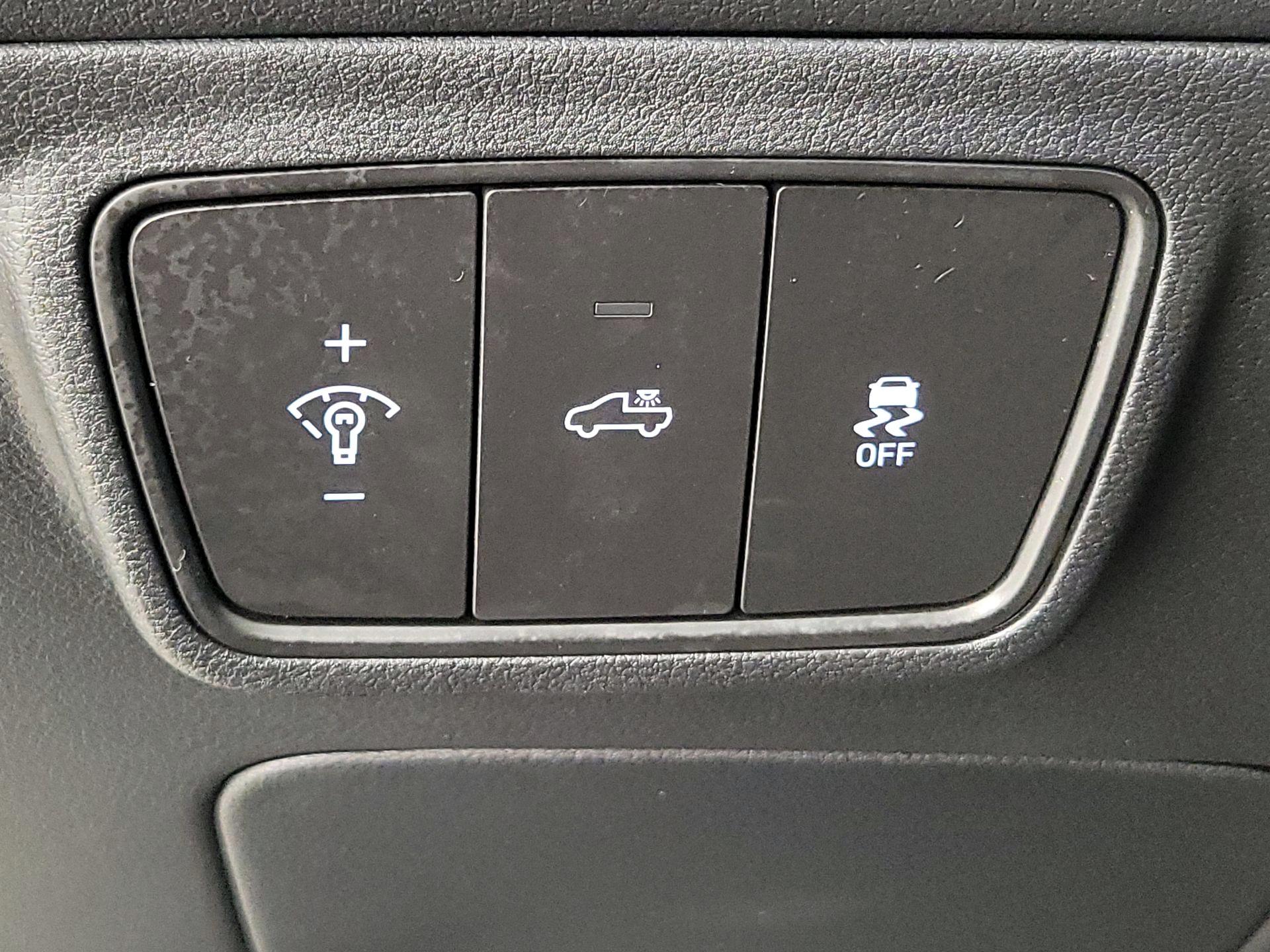 Thumbnail: 2022 Hyundai Santa Cruz - 13