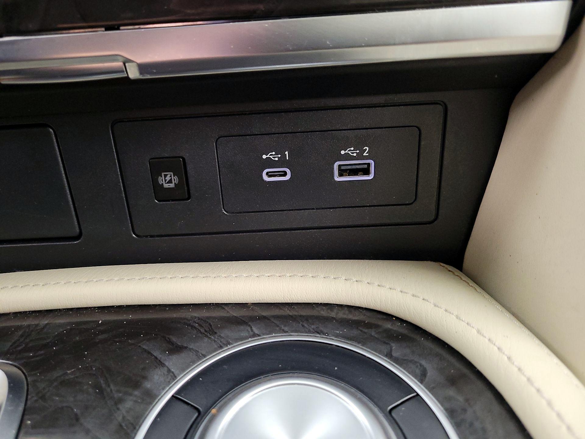 Thumbnail: 2023 INFINITI QX80 - 18