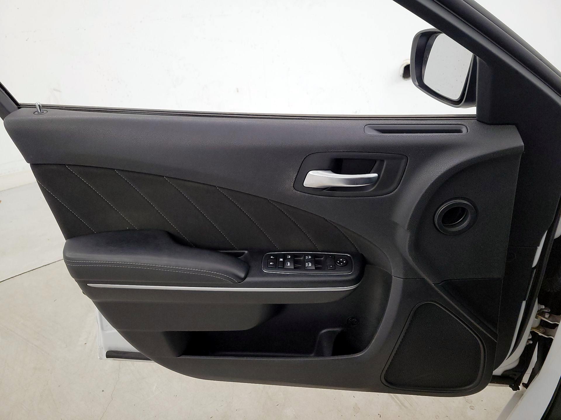 Thumbnail: 2020 Dodge Charger - 12