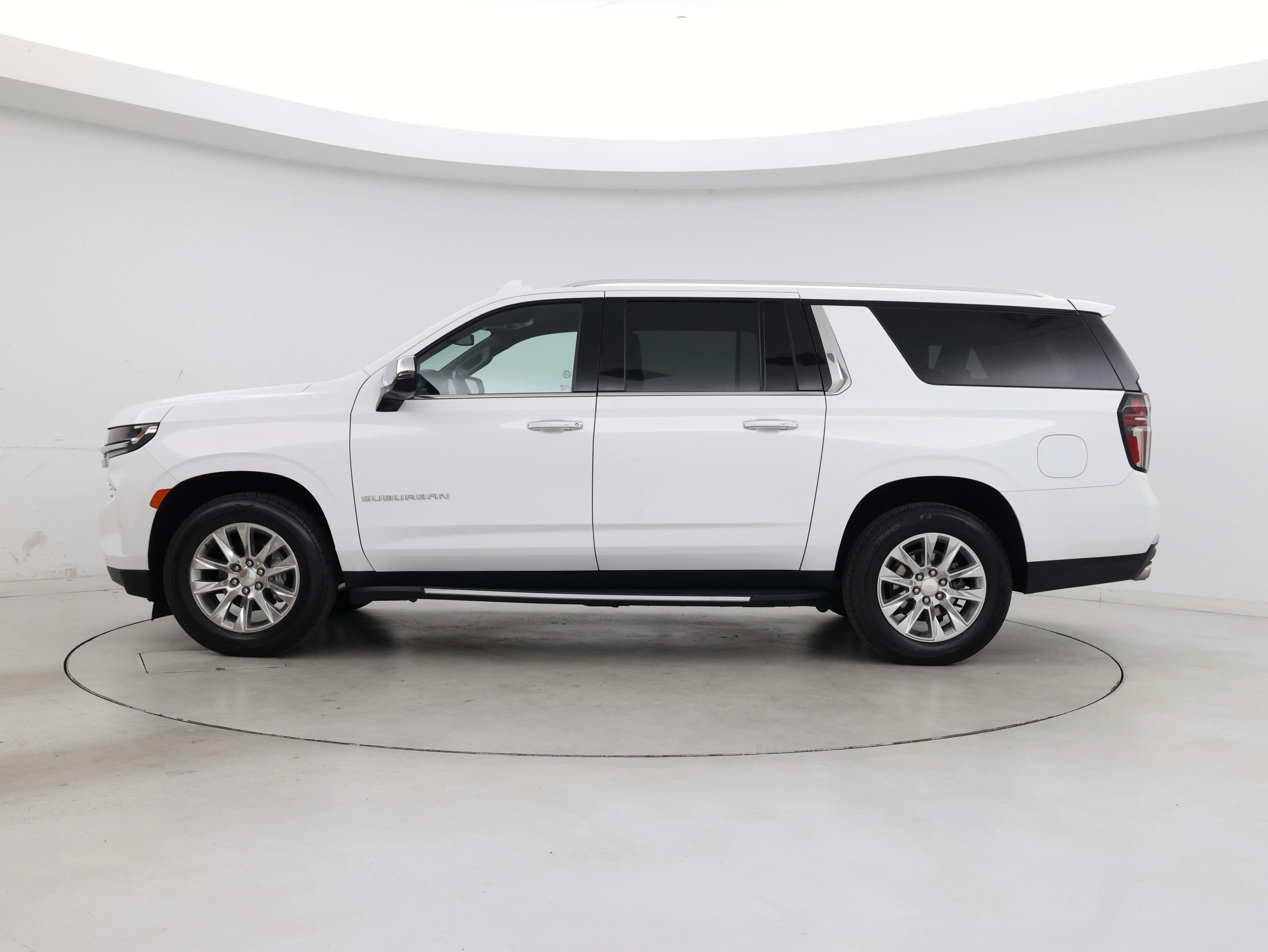 Thumbnail: 2023 Chevrolet Suburban - 3