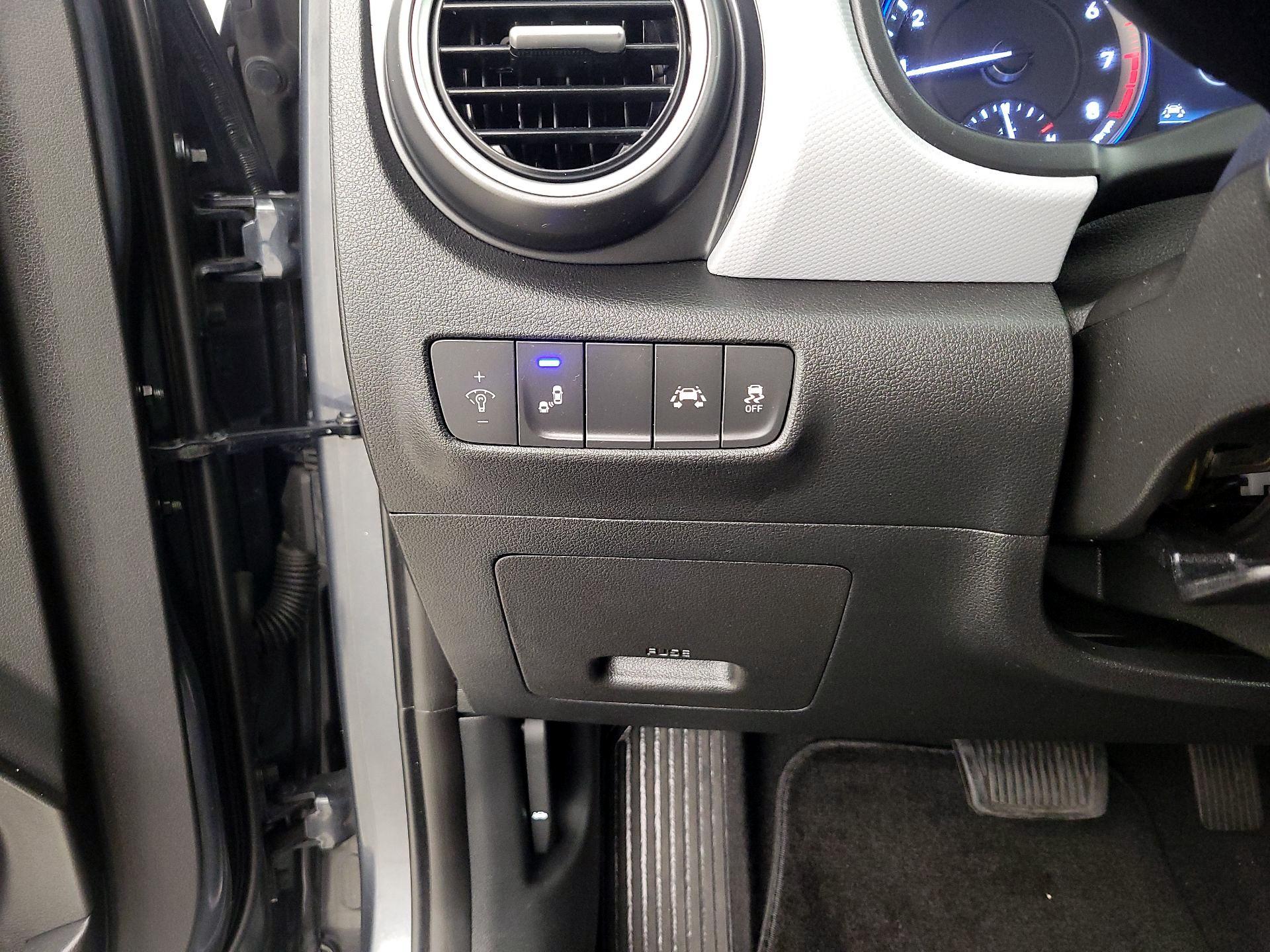 Thumbnail: 2021 Hyundai Kona - 13