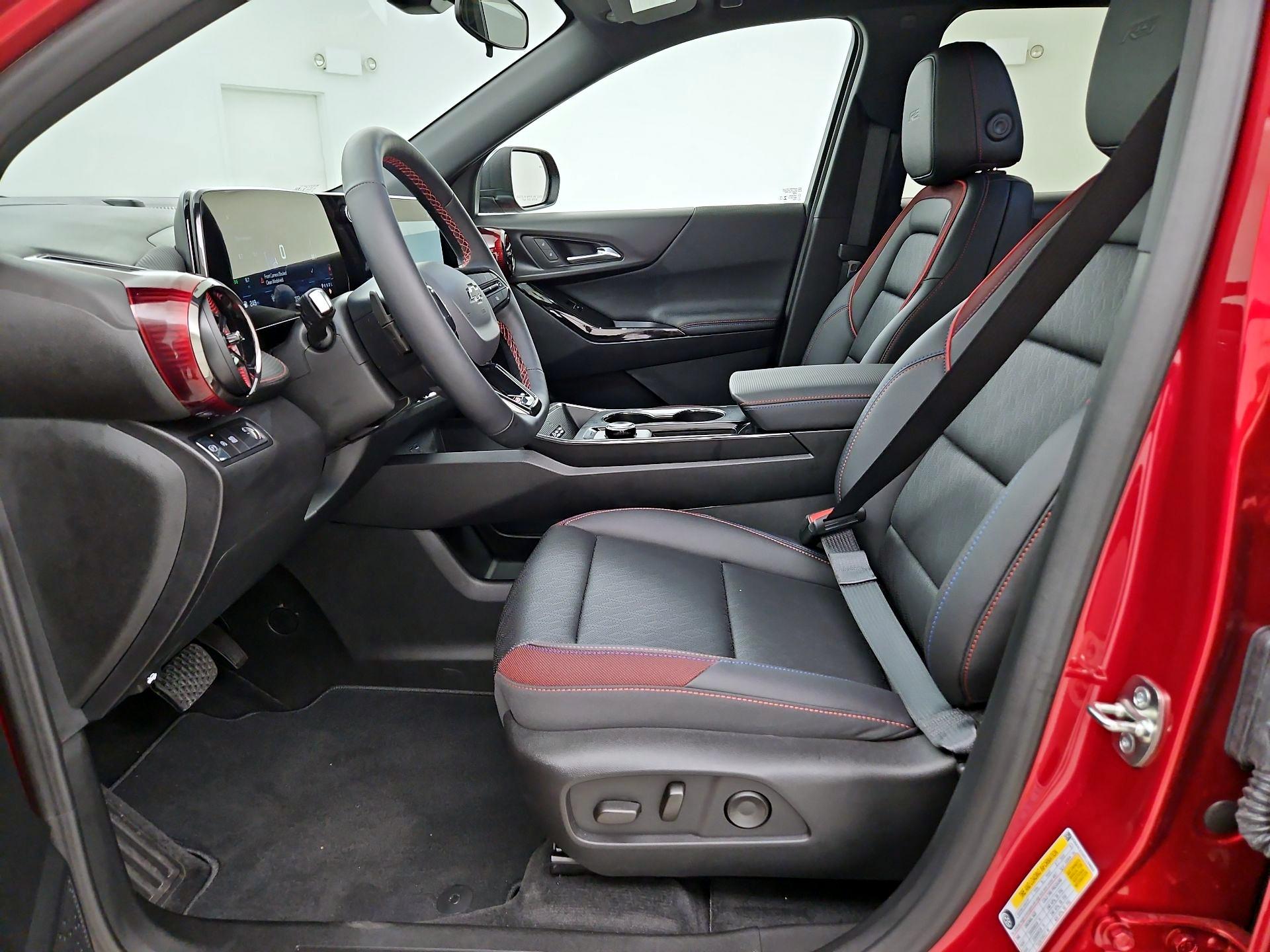 Thumbnail: 2026 Chevrolet Equinox - 11