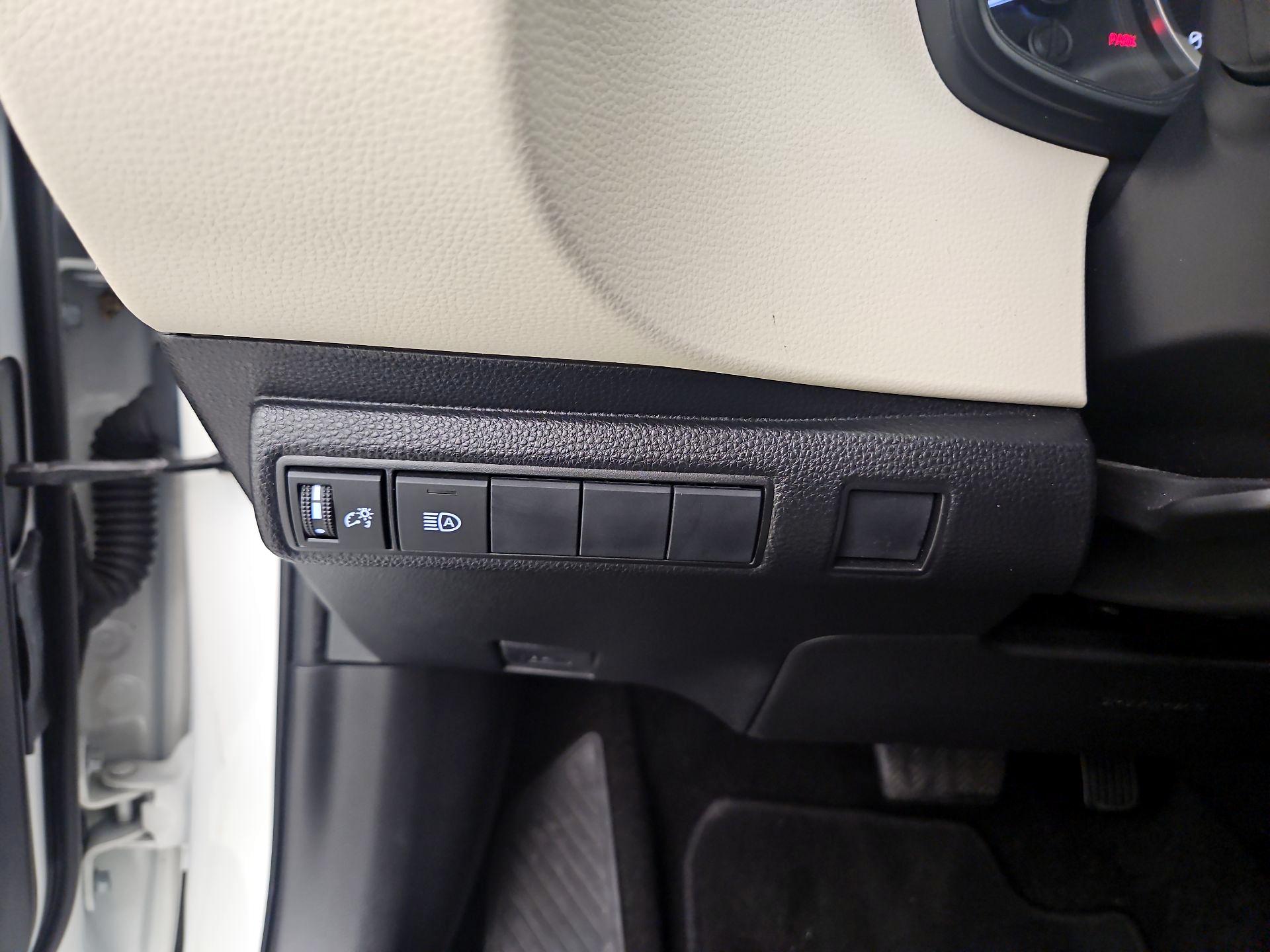 Thumbnail: 2021 Toyota Corolla - 13