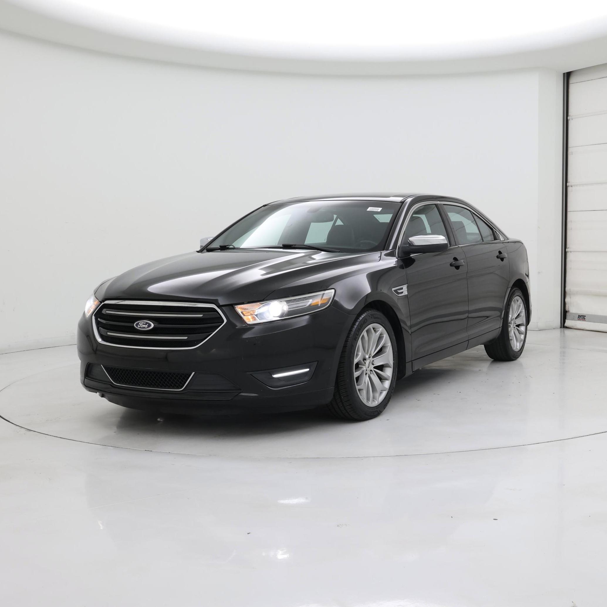 Thumbnail: 2015 Ford Taurus - 4