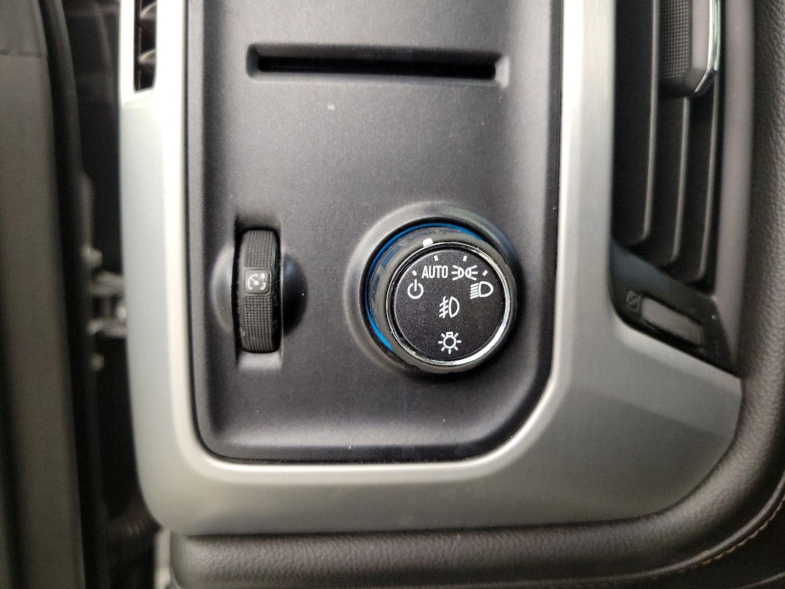 2017 GMC Sierra 1500 SLT - Photo 14