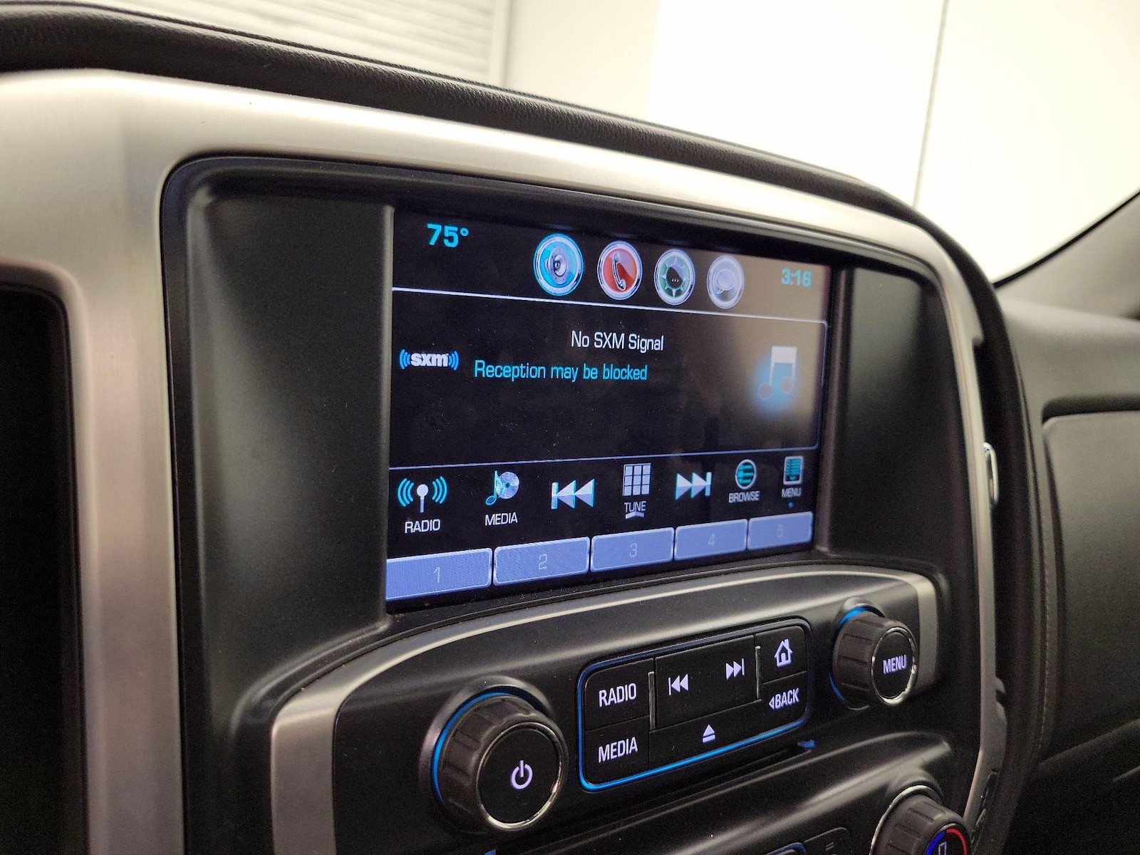 2017 GMC Sierra 1500 SLT - Photo 17