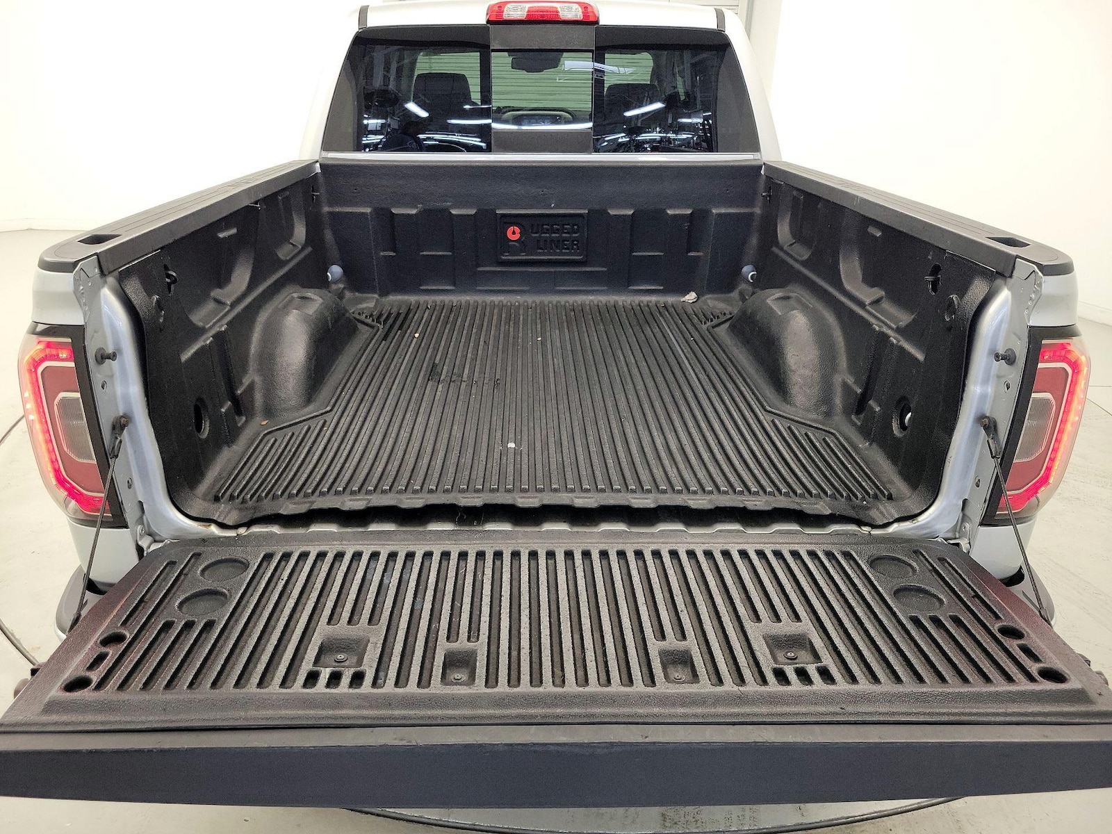 2017 GMC Sierra 1500 SLT - Photo 23