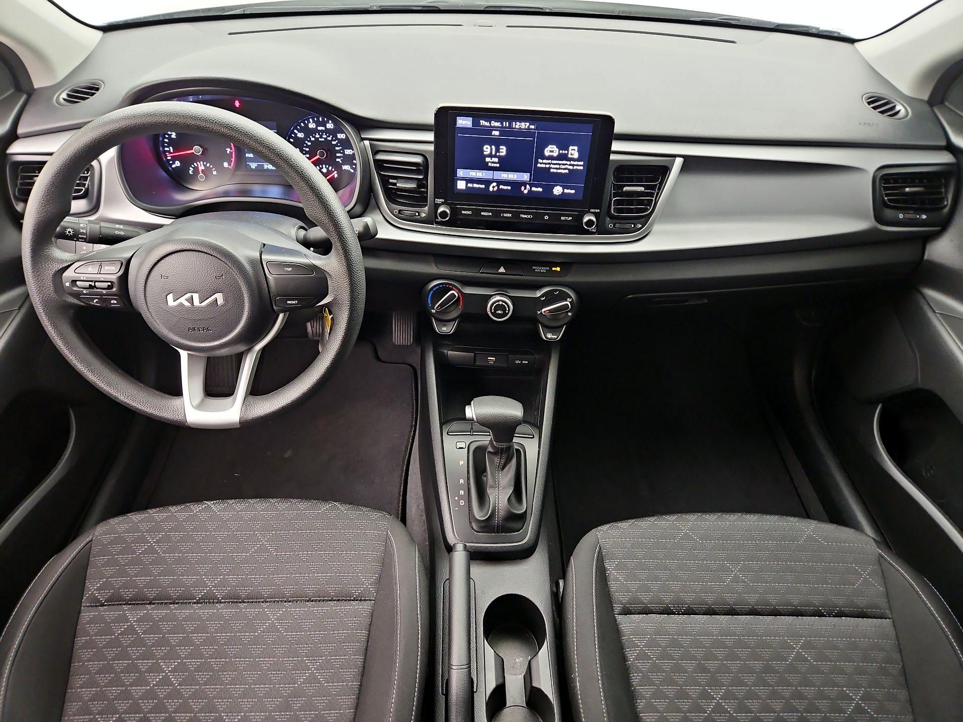 Thumbnail: 2023 Kia Rio - 9