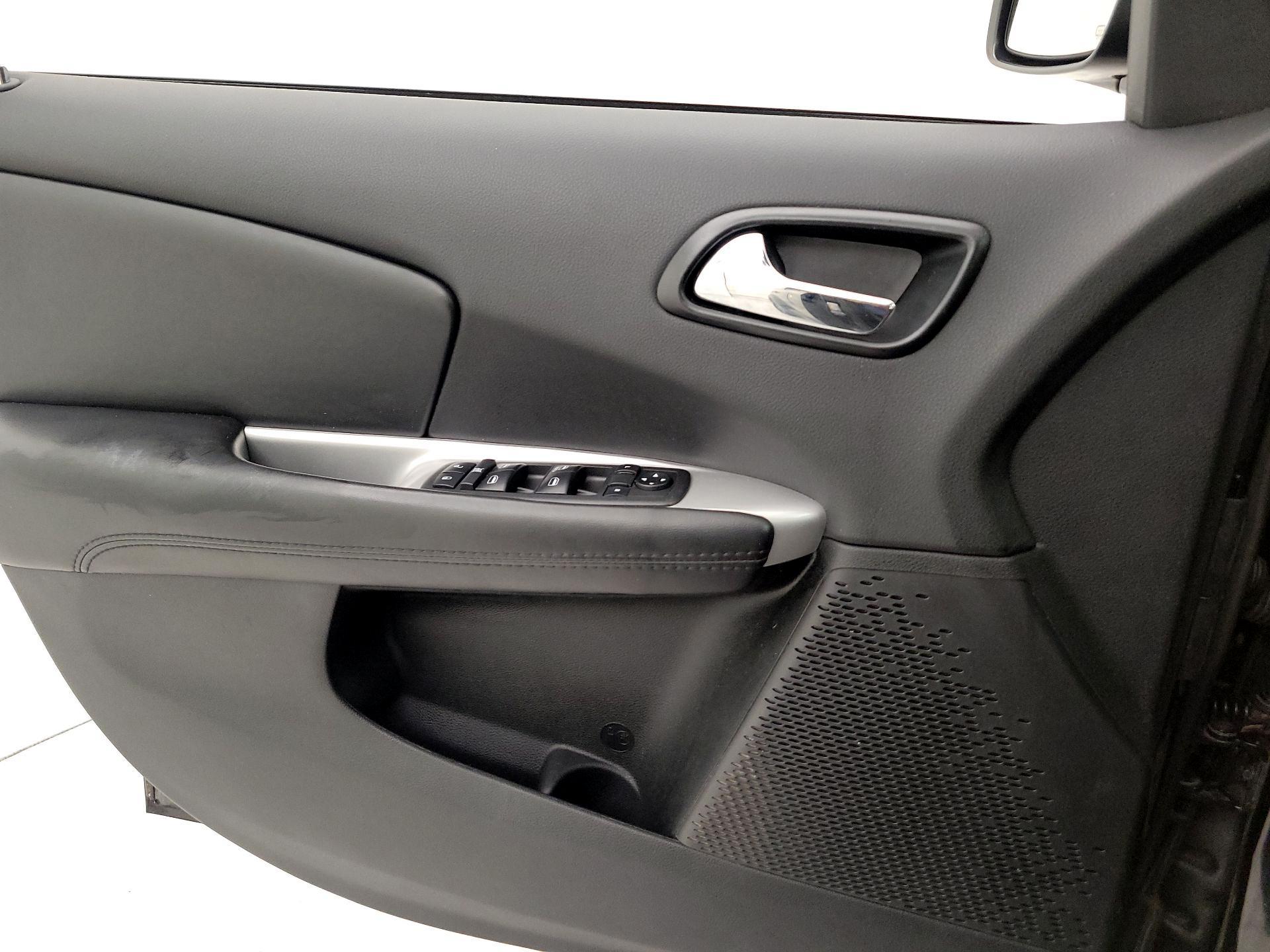 Thumbnail: 2018 Dodge Journey - 12