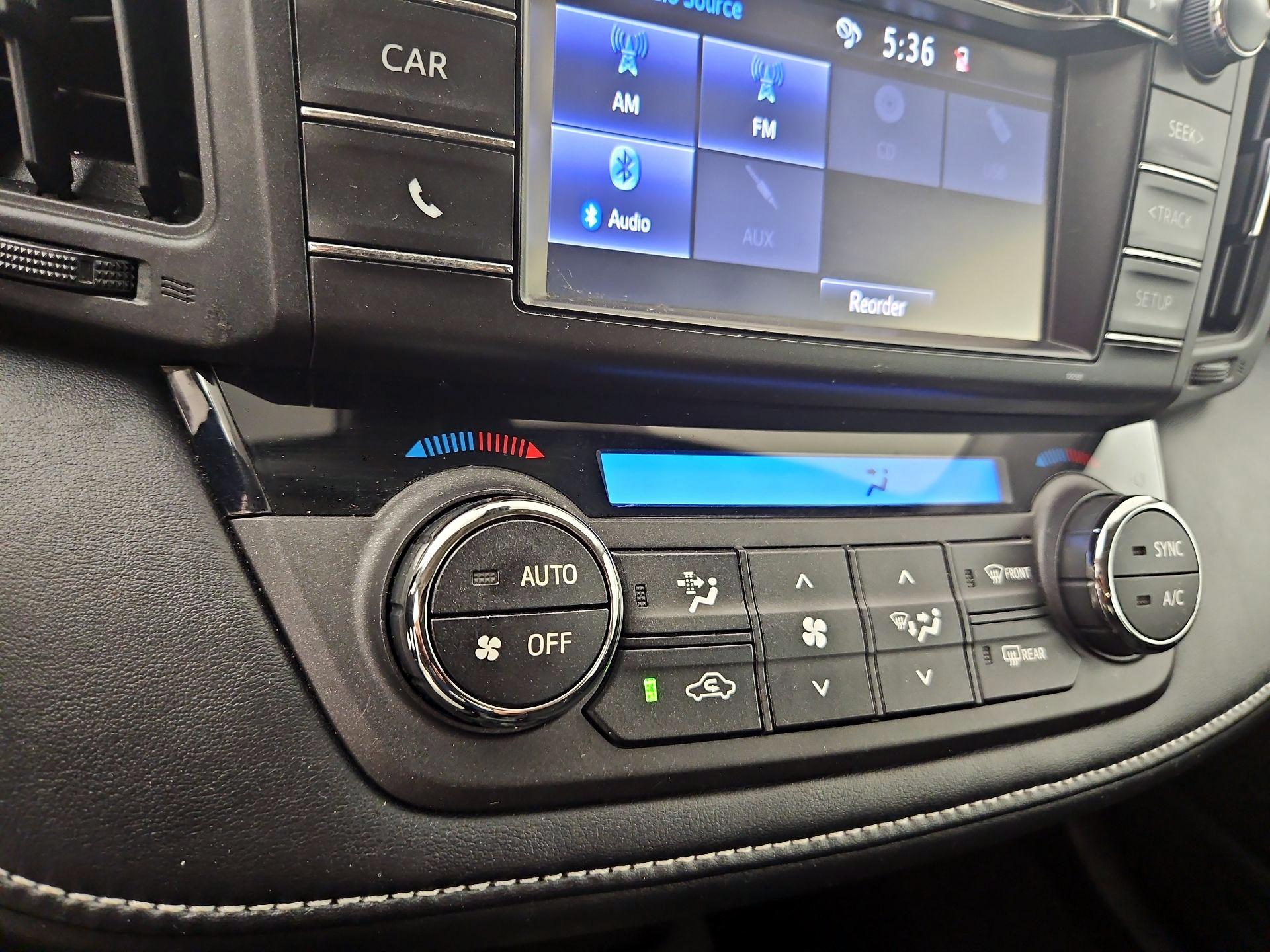 Thumbnail: 2018 Toyota RAV4 - 16