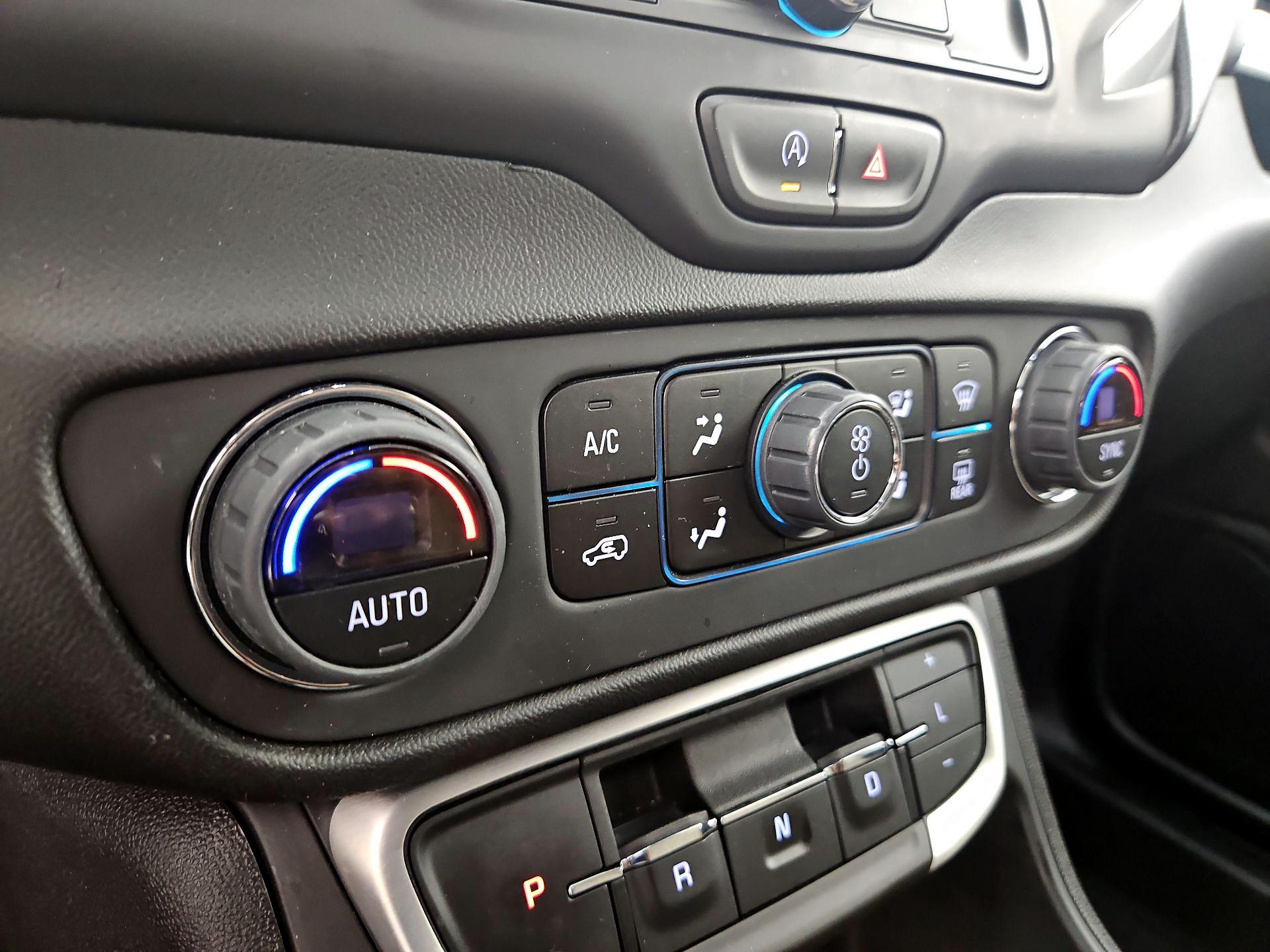 Thumbnail: 2024 GMC Terrain - 16