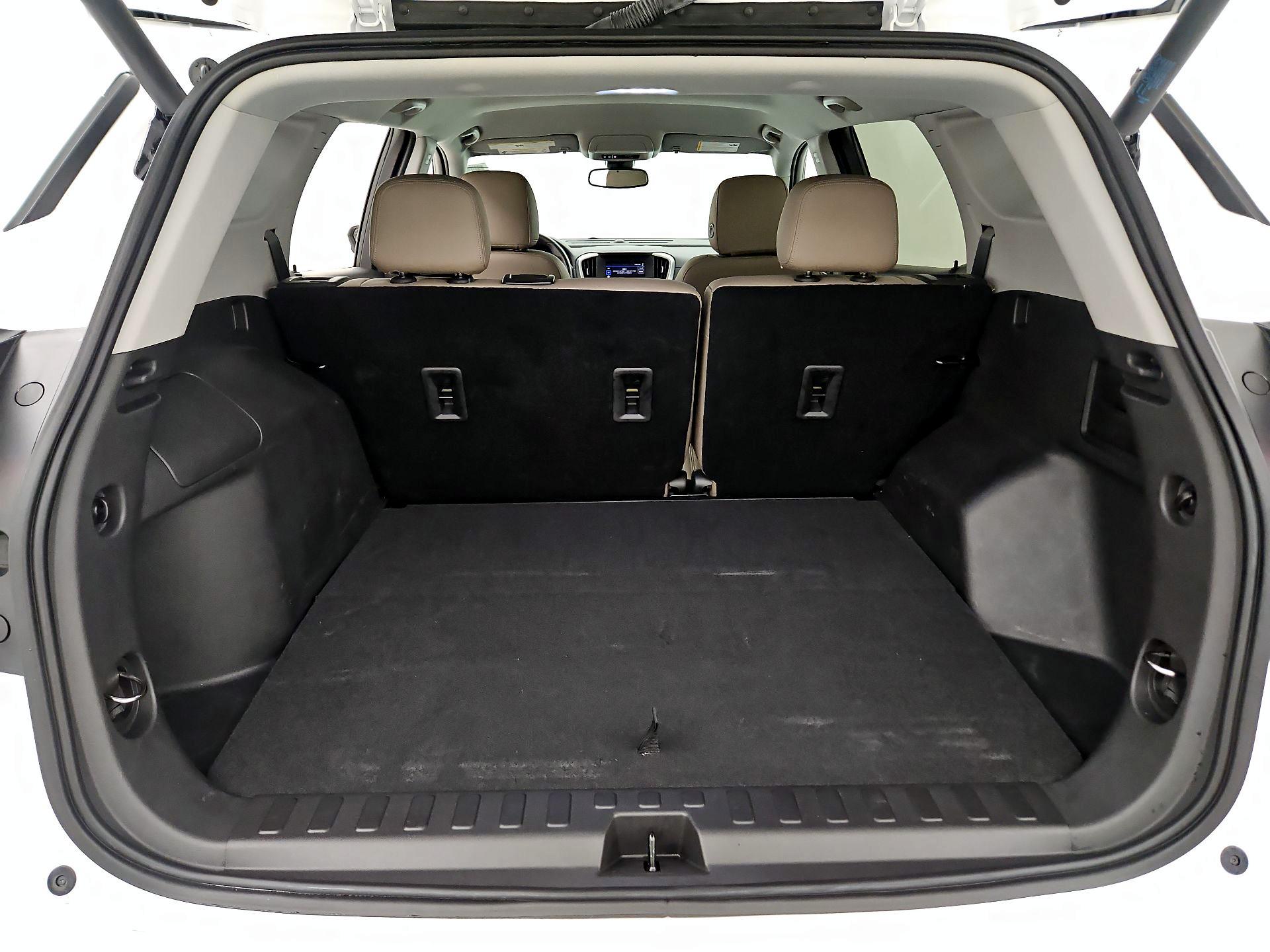 Thumbnail: 2024 GMC Terrain - 20