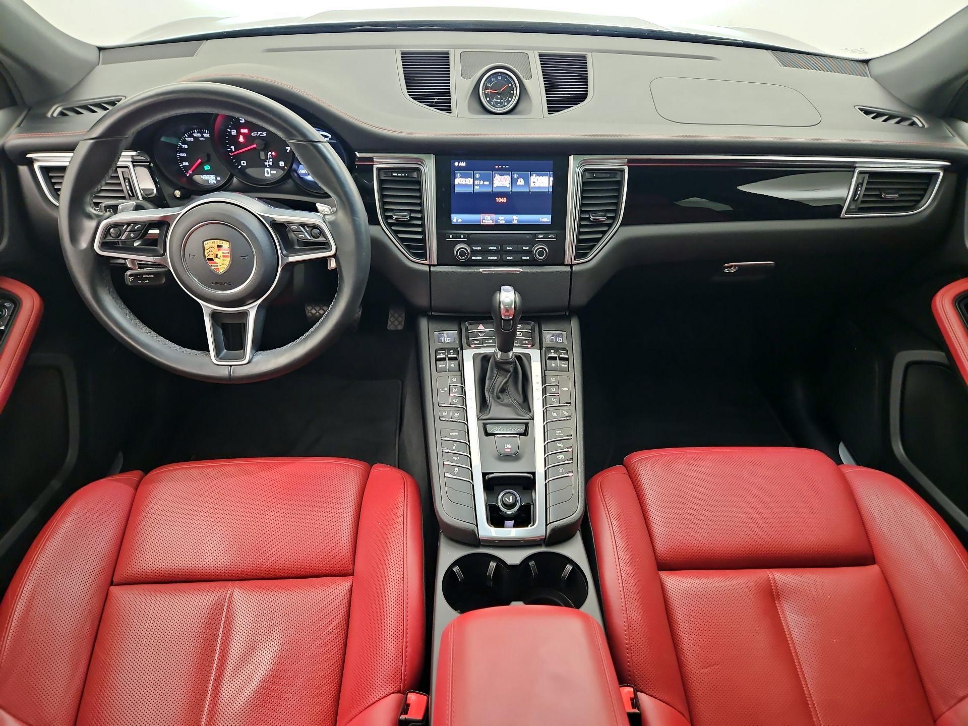 Thumbnail: 2018 Porsche Macan - 9