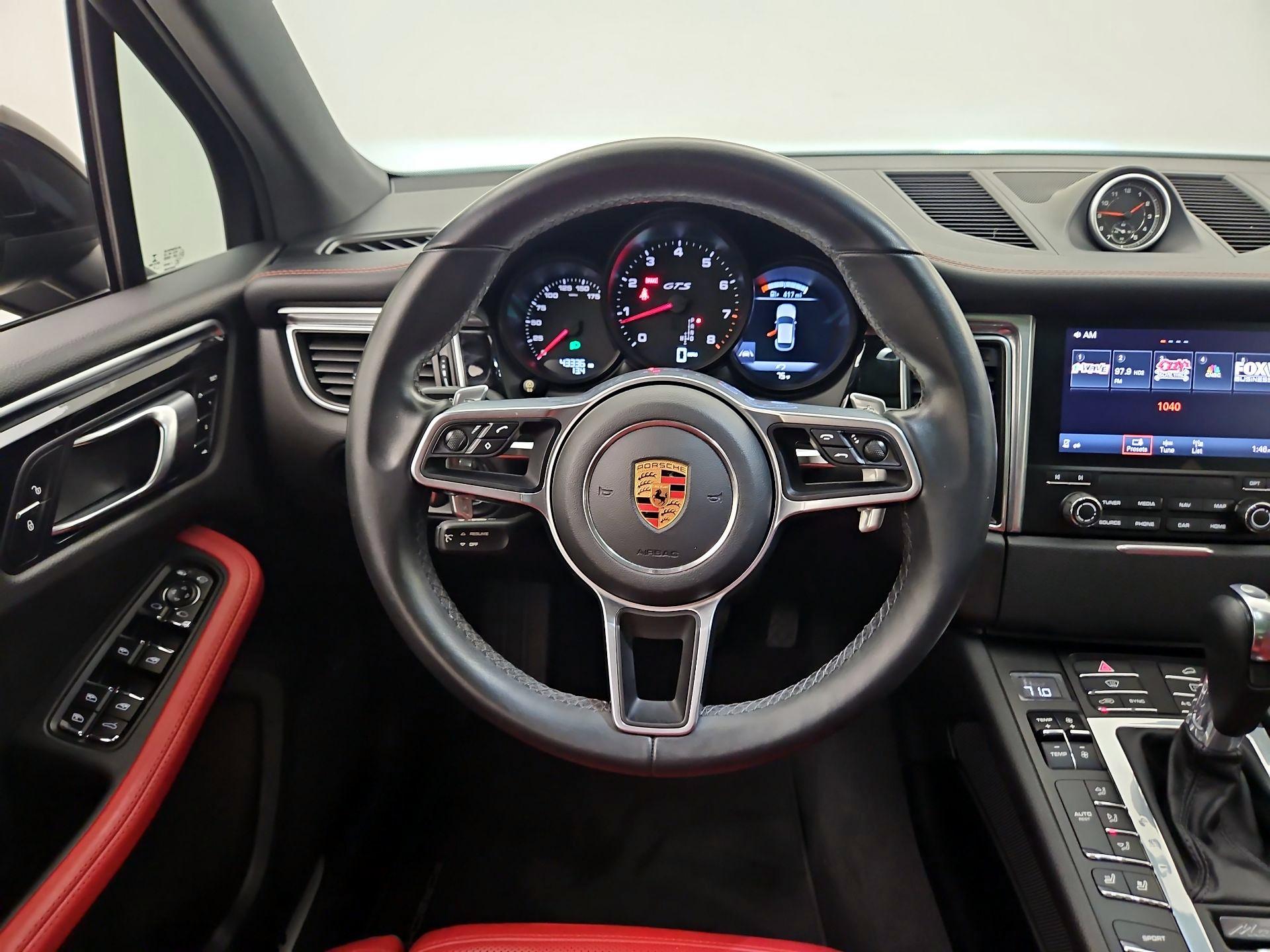 Thumbnail: 2018 Porsche Macan - 10