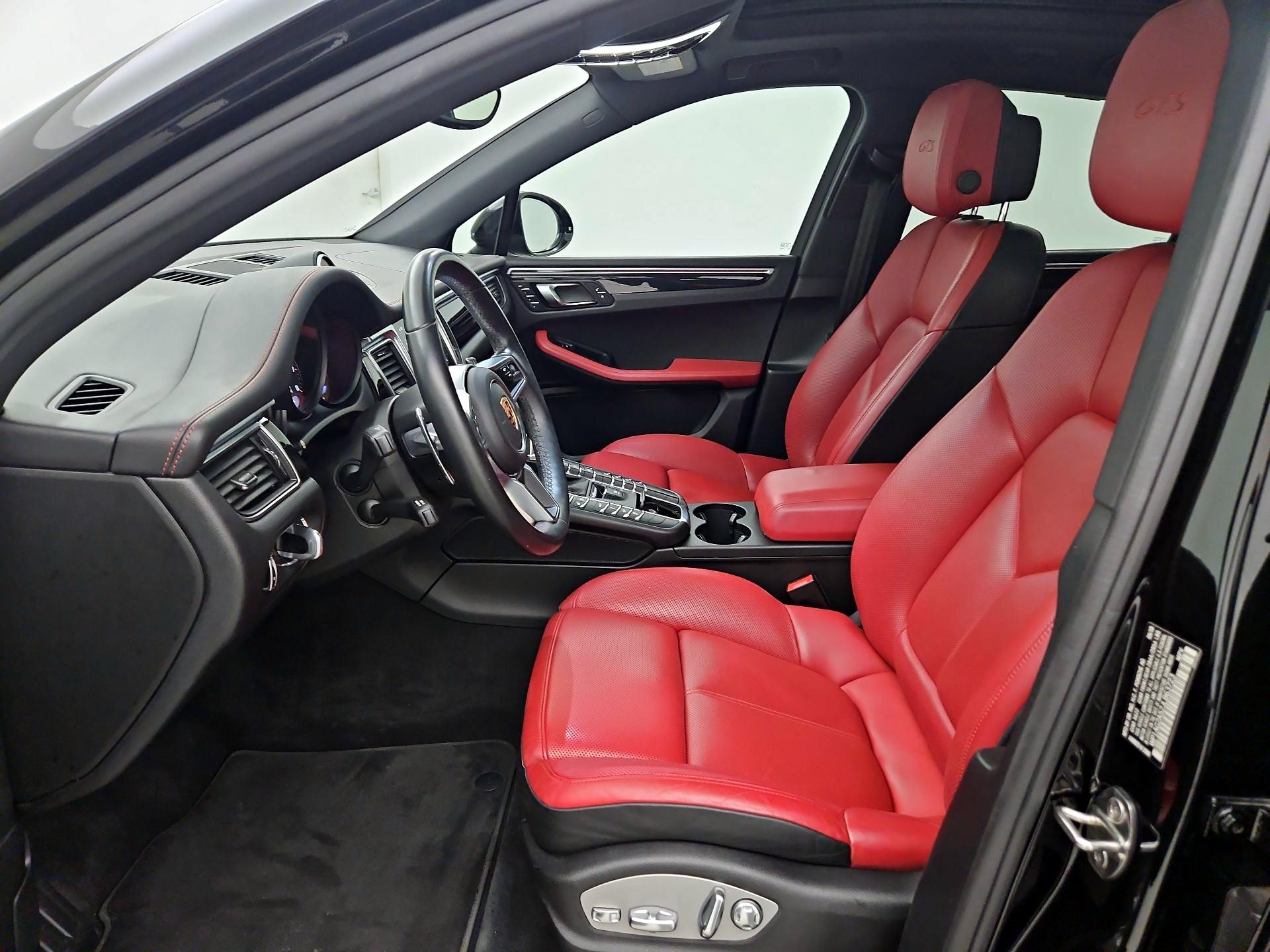 Thumbnail: 2018 Porsche Macan - 11