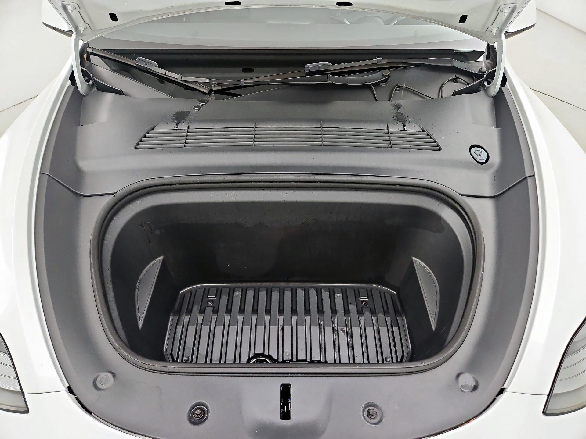 Thumbnail: 2023 Tesla Model Y - 20