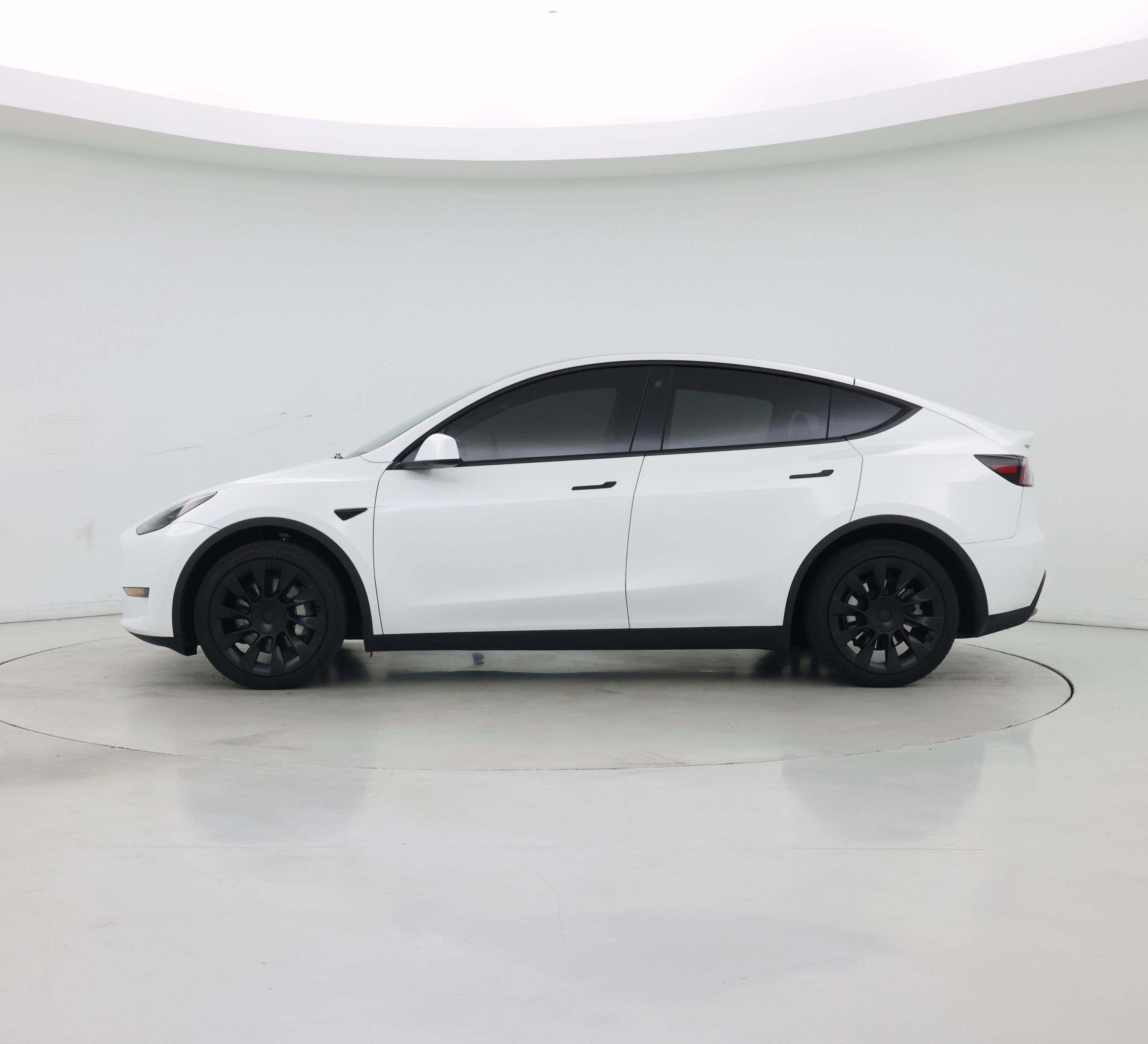 Thumbnail: 2023 Tesla Model Y - 3