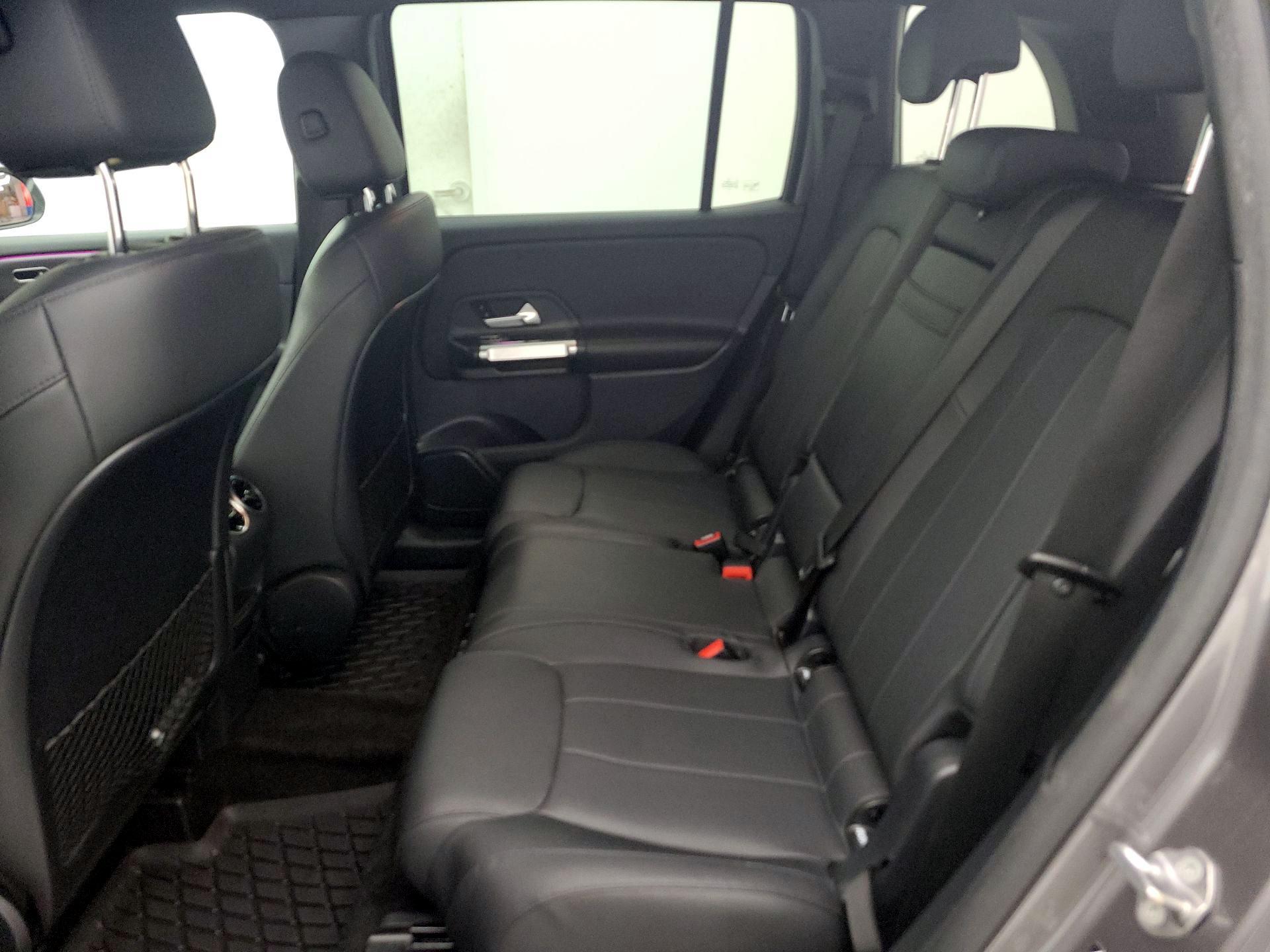 Thumbnail: 2023 Mercedes-Benz GLB - 20