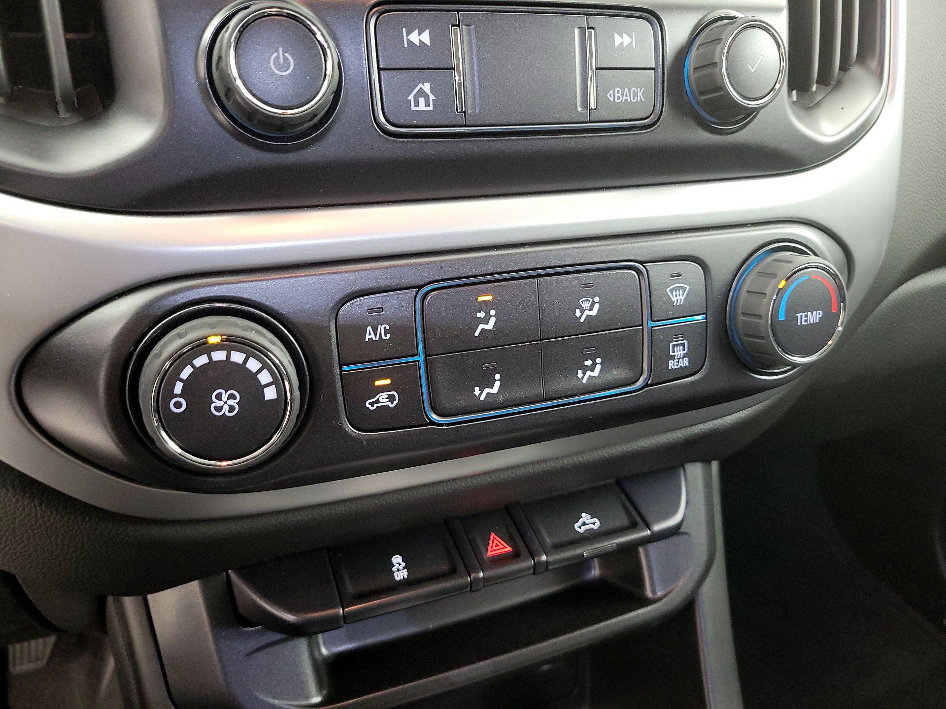 Thumbnail: 2022 Chevrolet Colorado - 16