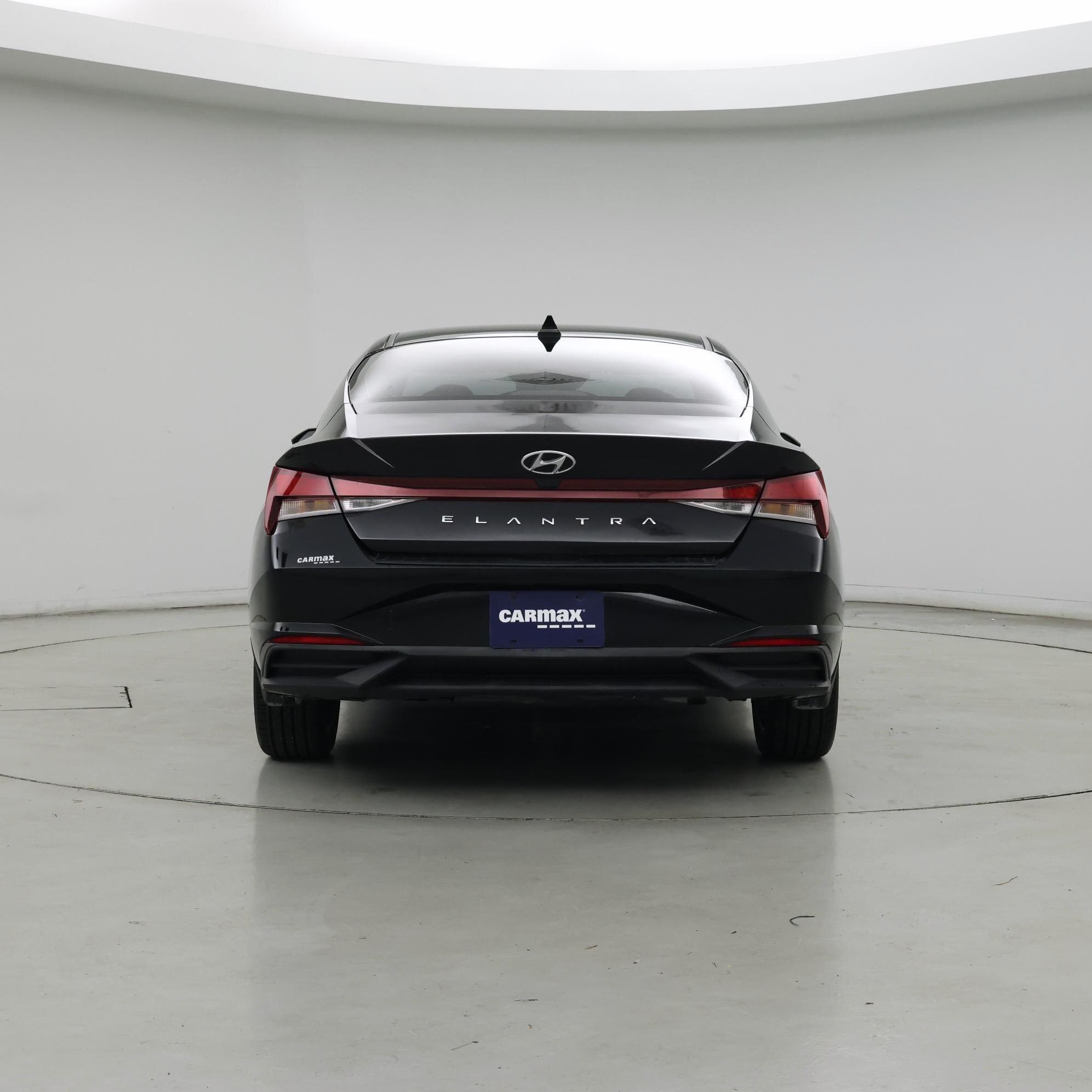 Thumbnail: 2023 Hyundai Elantra - 6