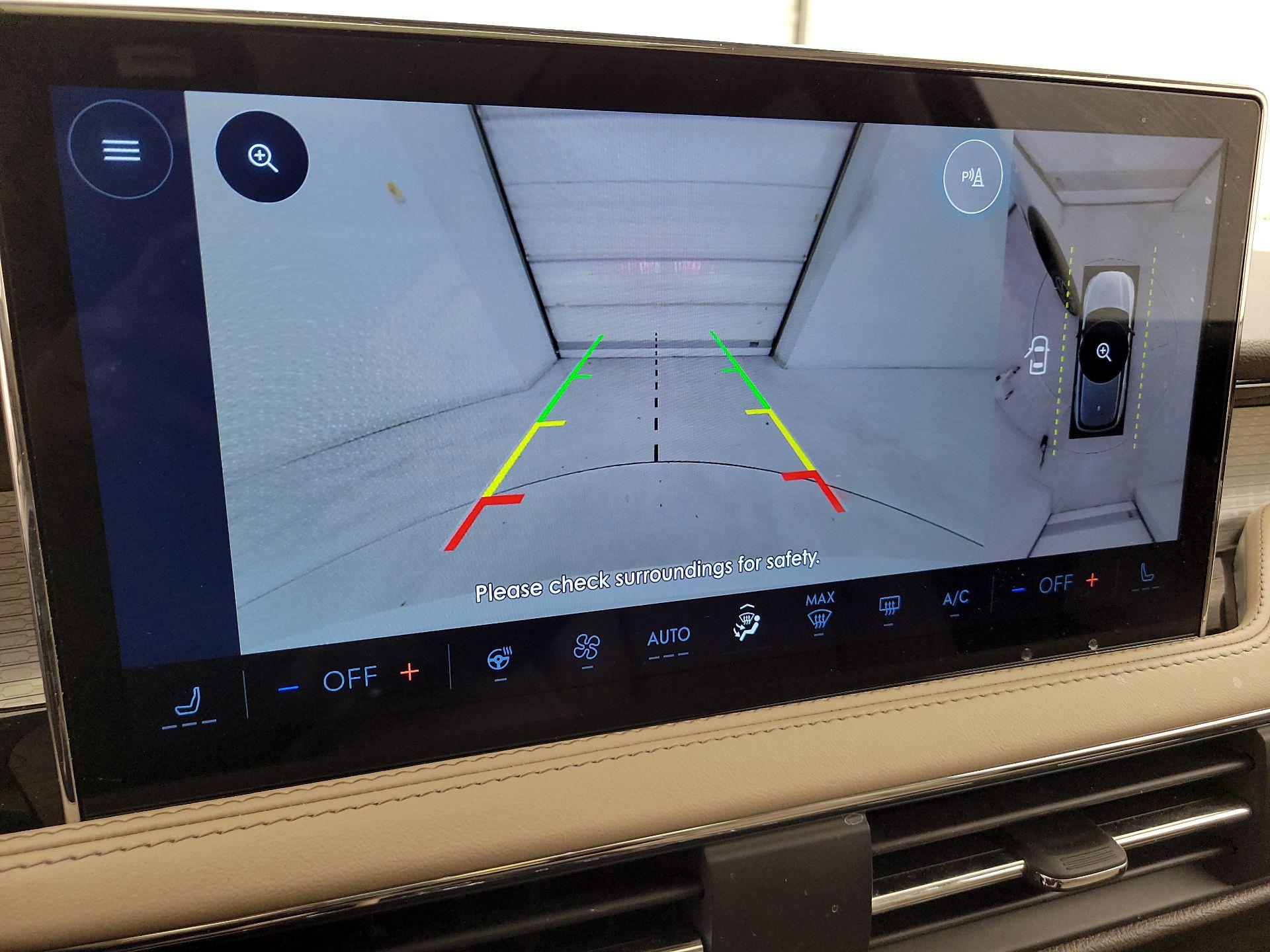 Thumbnail: 2024 Lincoln Corsair - 15