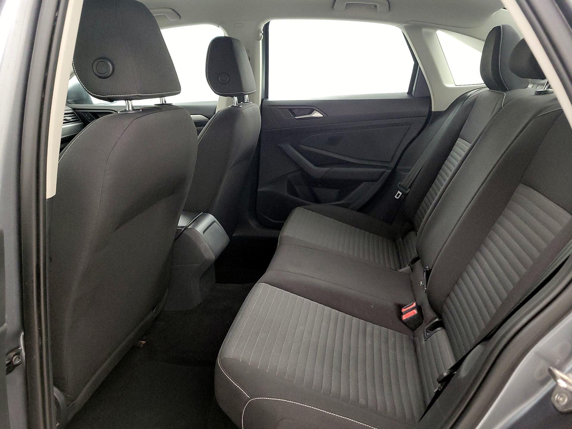 Thumbnail: 2022 Volkswagen Jetta - 19