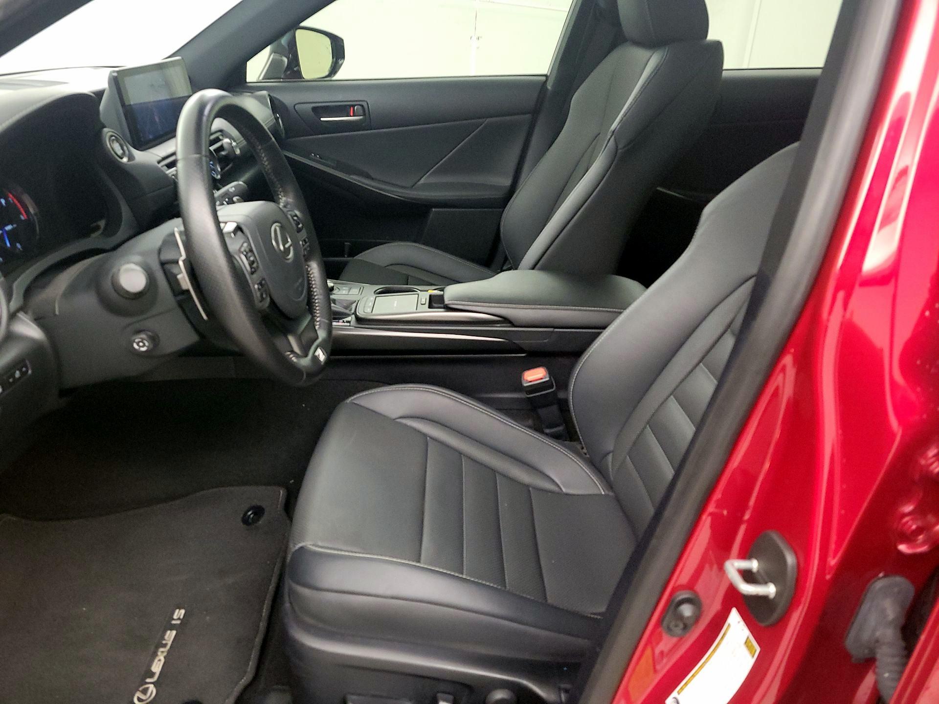 Thumbnail: 2023 Lexus IS - 11