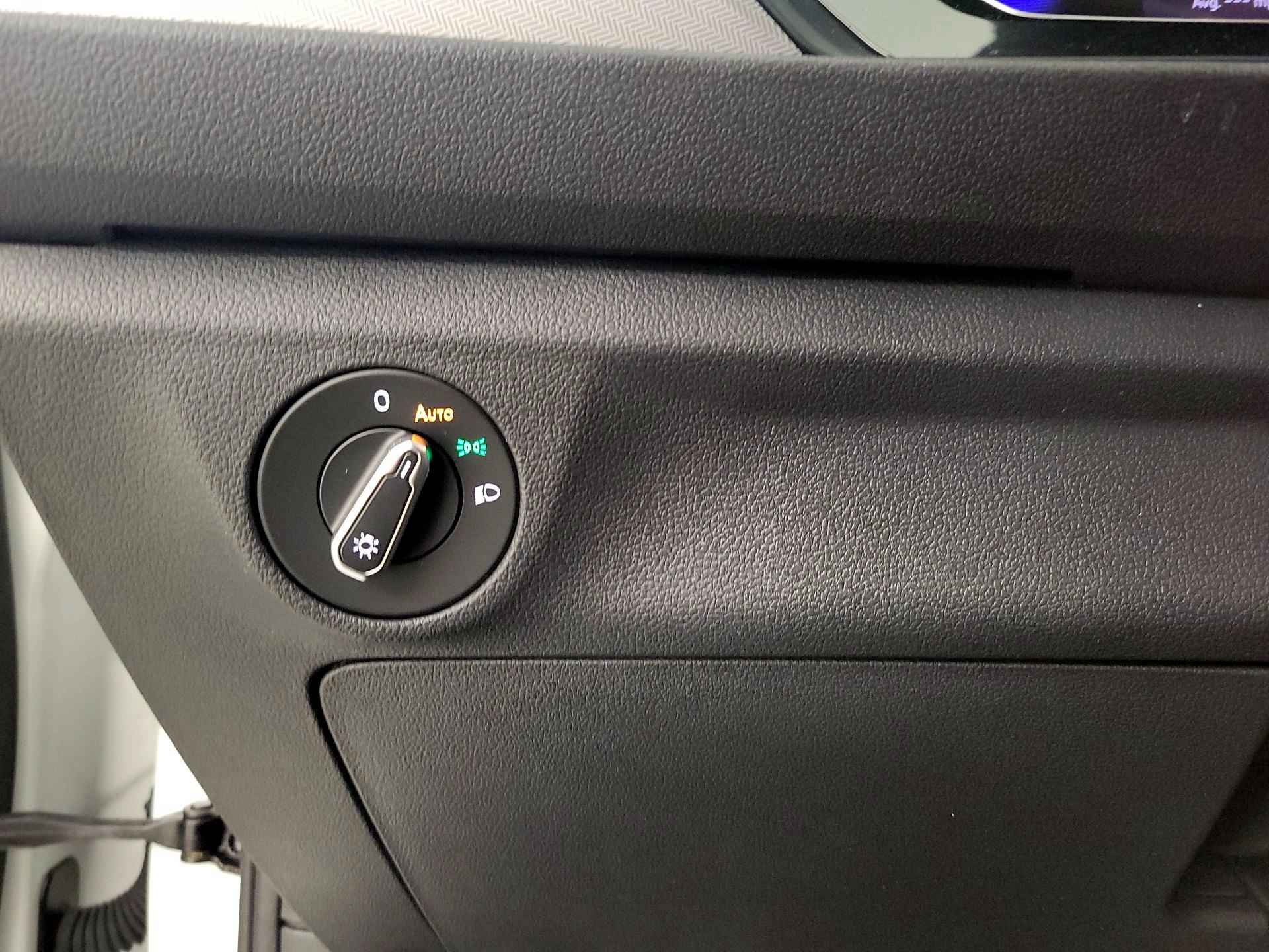 Thumbnail: 2024 Volkswagen Jetta - 13