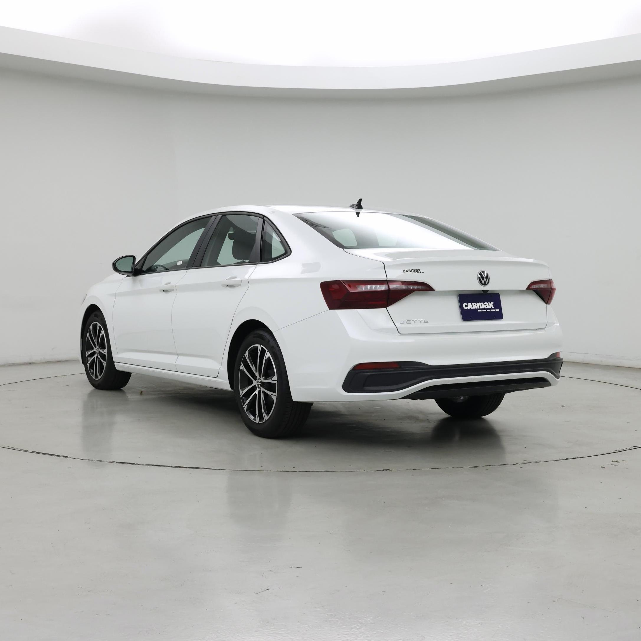 Thumbnail: 2024 Volkswagen Jetta - 2