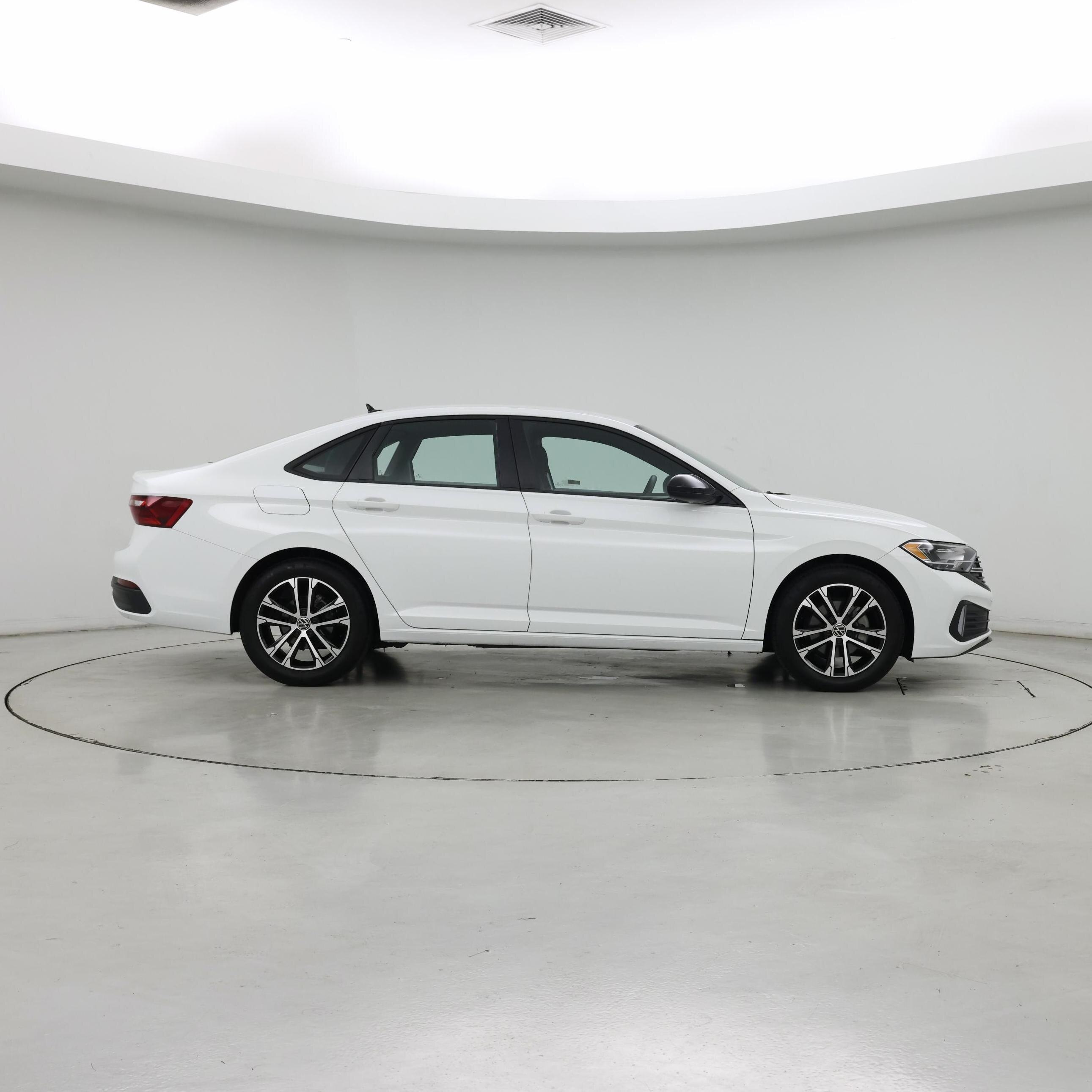 Thumbnail: 2024 Volkswagen Jetta - 7