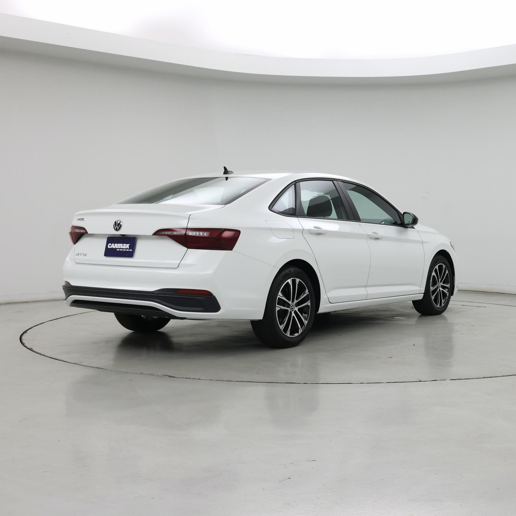 Thumbnail: 2024 Volkswagen Jetta - 8