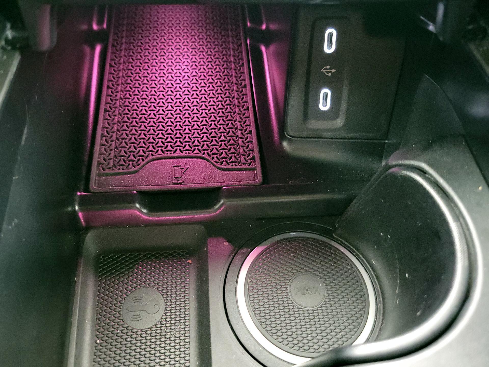 Thumbnail: 2025 Mercedes-Benz GLC - 18