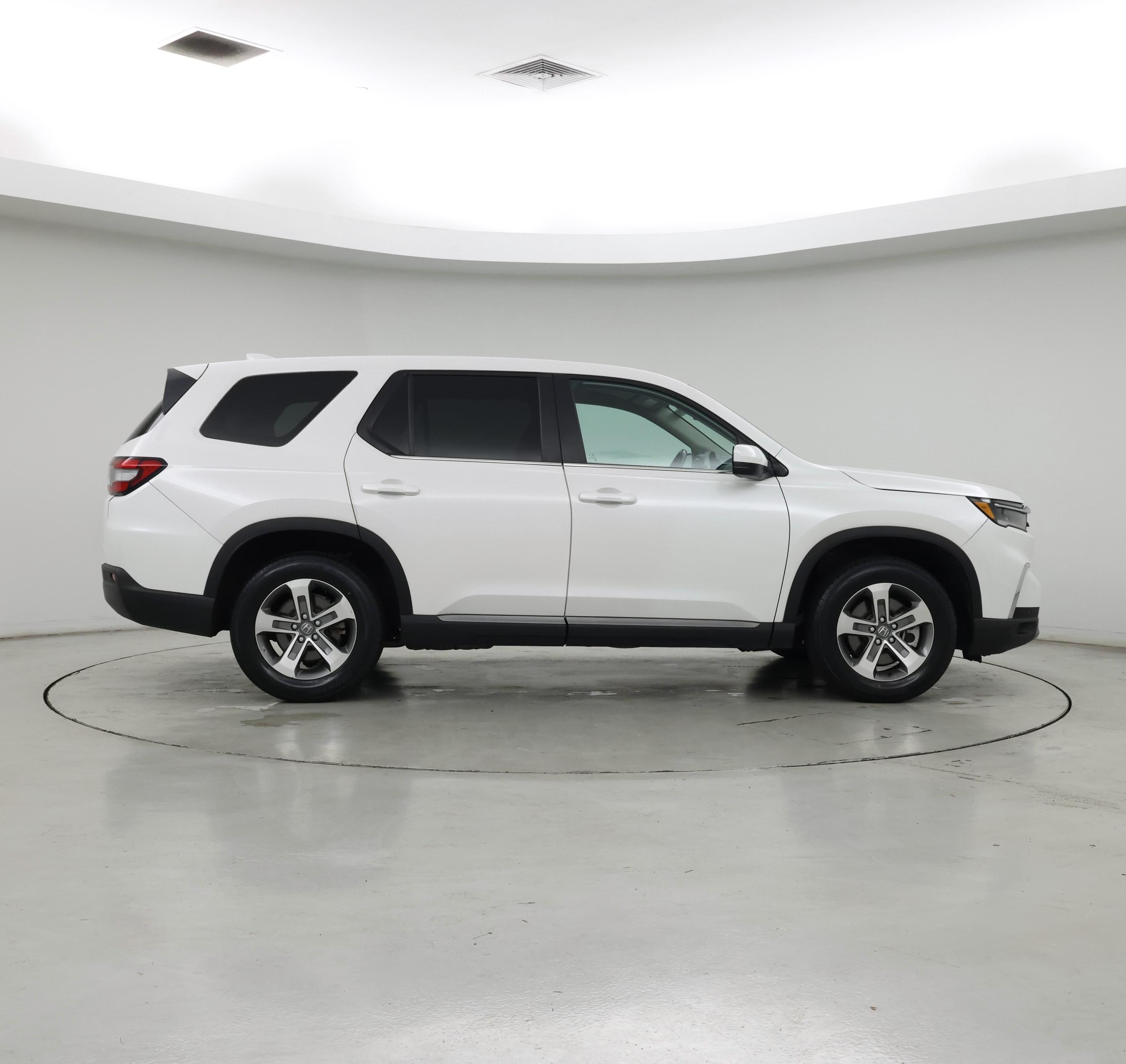 Thumbnail: 2023 Honda Pilot - 7